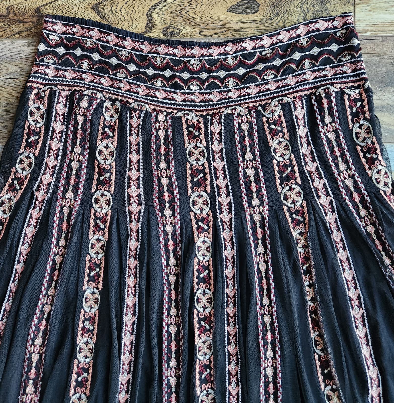 NWoT Soft Surroundings Embroidered Sheer-Mesh Maxi Skirt Pull-On Smock Waist M - Thumbnail 6