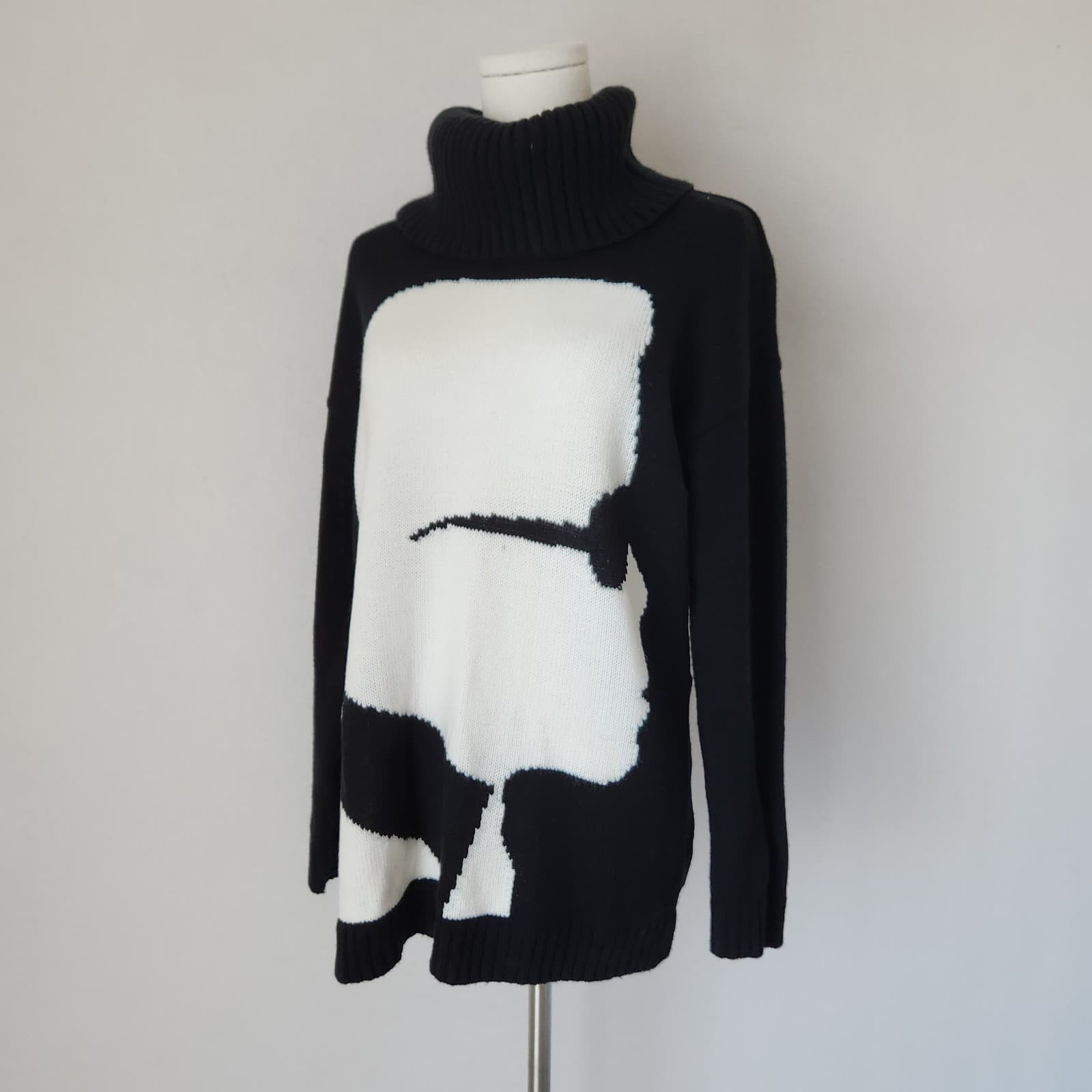 NWoT KARL LAGERFELD PARIS Karl Silhouette Cowl Neck Sweater Black White Sz.S - Thumbnail 2