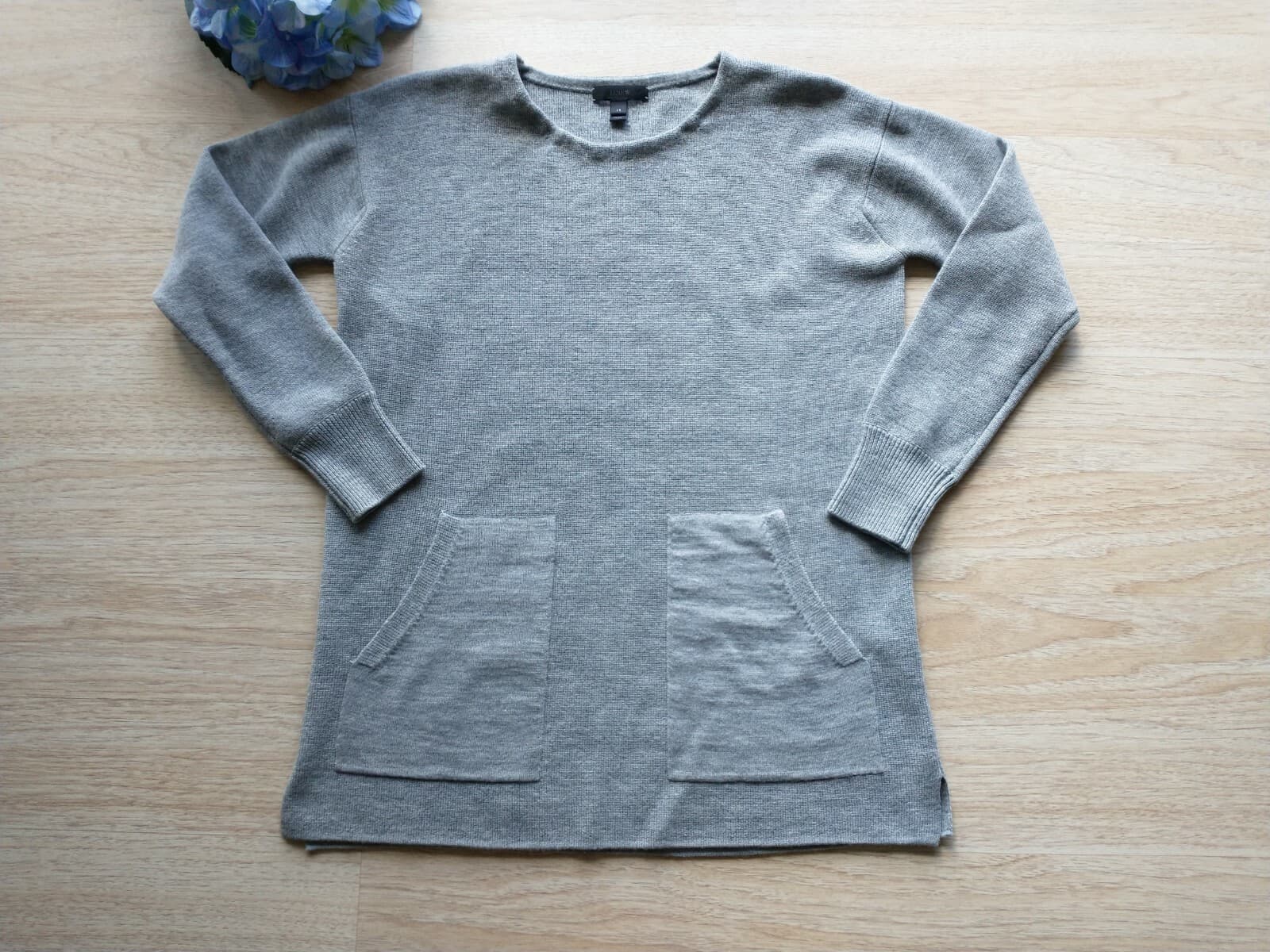 J.Crew 100% Merino Wool Patch Pocket Tunic Sweater Crew Neck Grey Women Size XS - Thumbnail 4