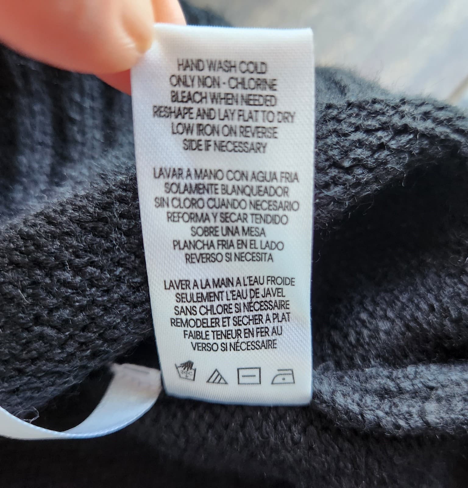 NWoT KARL LAGERFELD PARIS Karl Silhouette Cowl Neck Sweater Black White Sz.S - Thumbnail 8