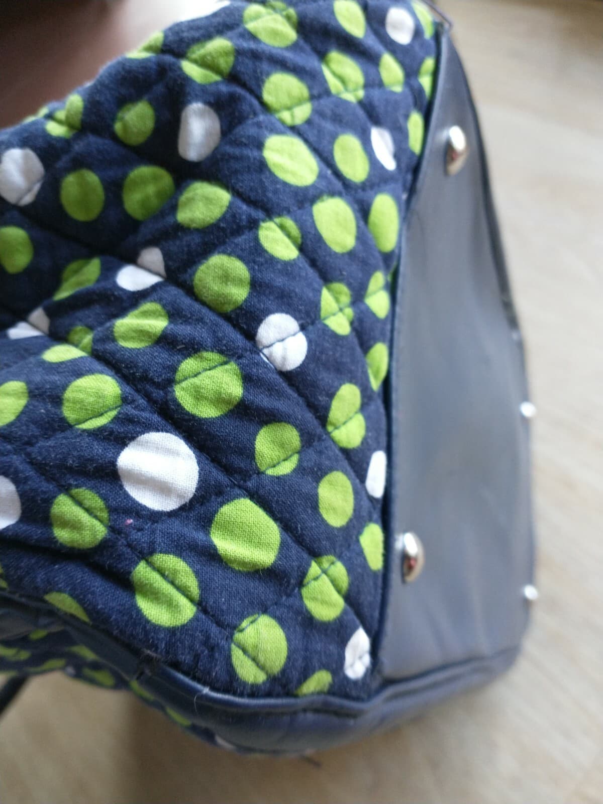 Vera Bradley Trimmed Trapeze Tote Bag Lucky Dots Multicolor Zip-Closure Pockets - Thumbnail 5