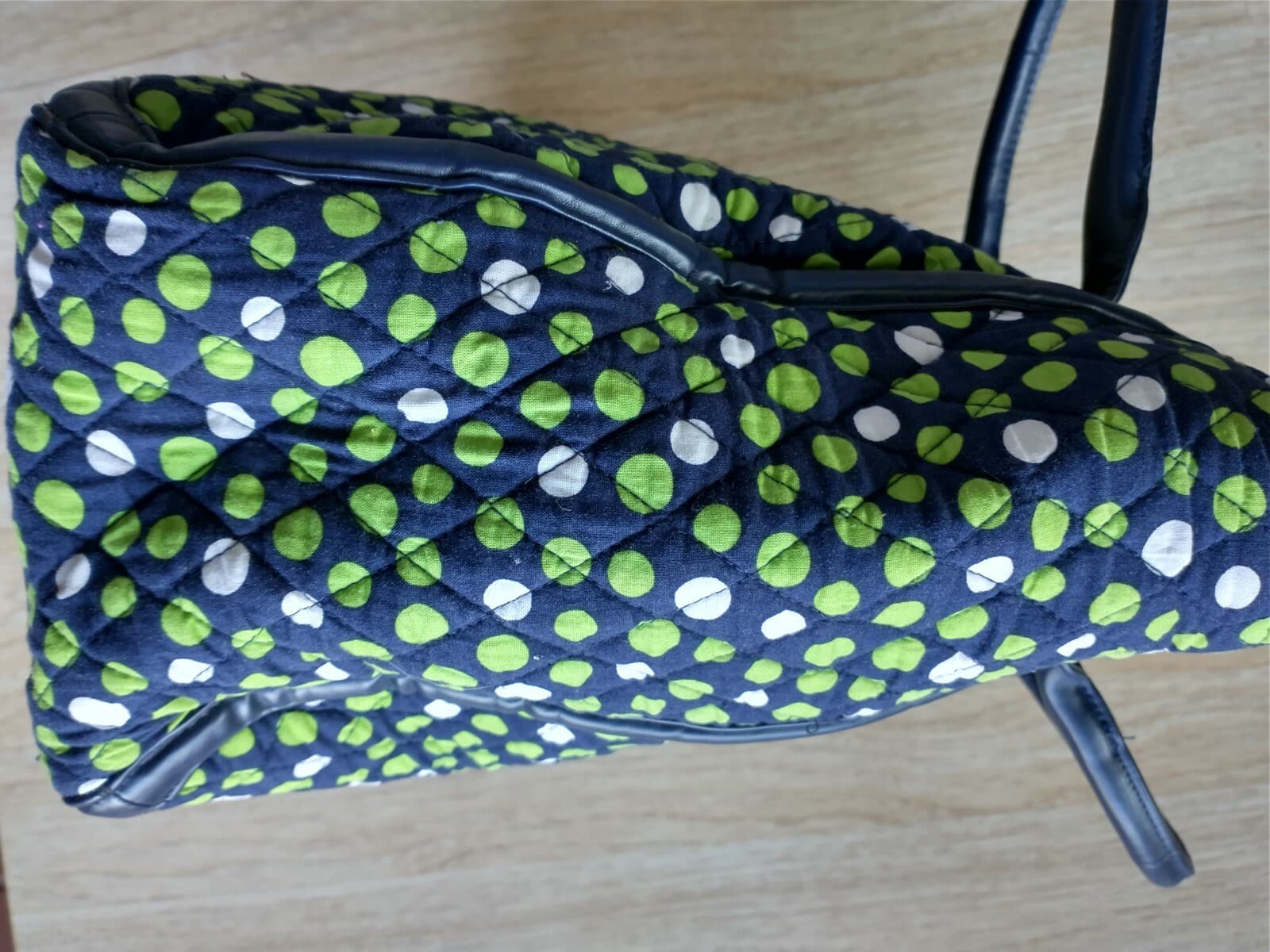 Vera Bradley Trimmed Trapeze Tote Bag Lucky Dots Multicolor Zip-Closure Pockets - Thumbnail 6