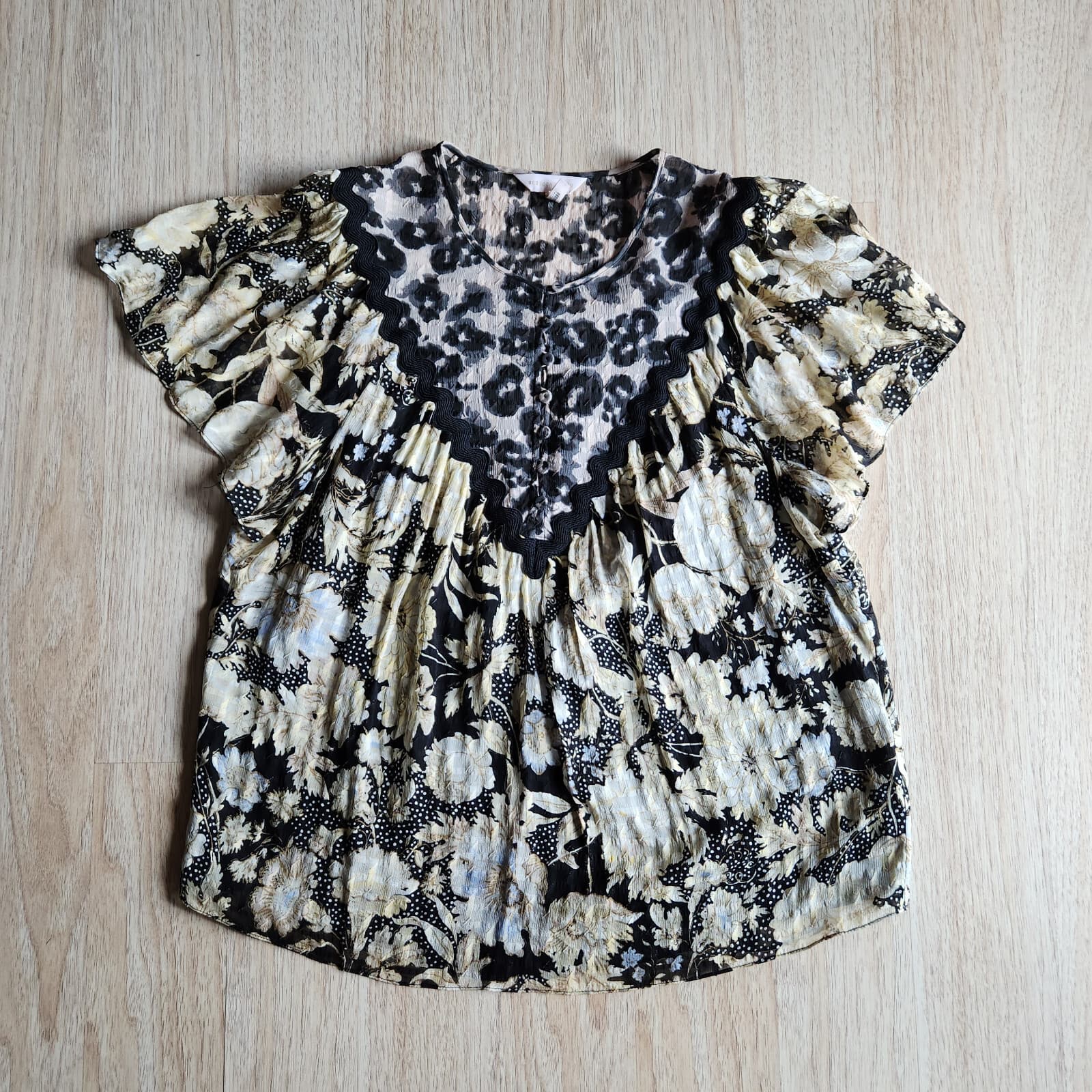 Rebecca Taylor Silk Blend Floral Semi Sheer Chiffon Top Short Sleeve Beige Sz.8 - Thumbnail 5
