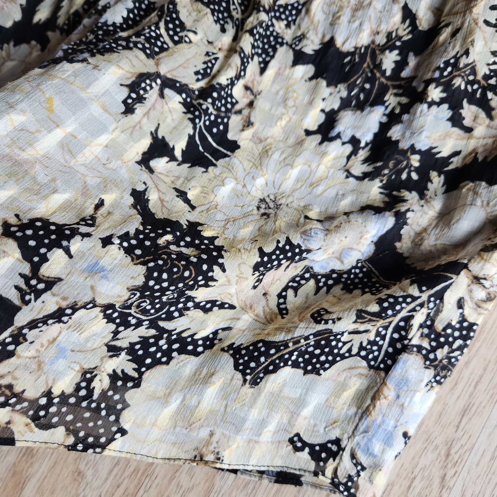 Rebecca Taylor Silk Blend Floral Semi Sheer Chiffon Top Short Sleeve Beige Sz.8 - Thumbnail 6
