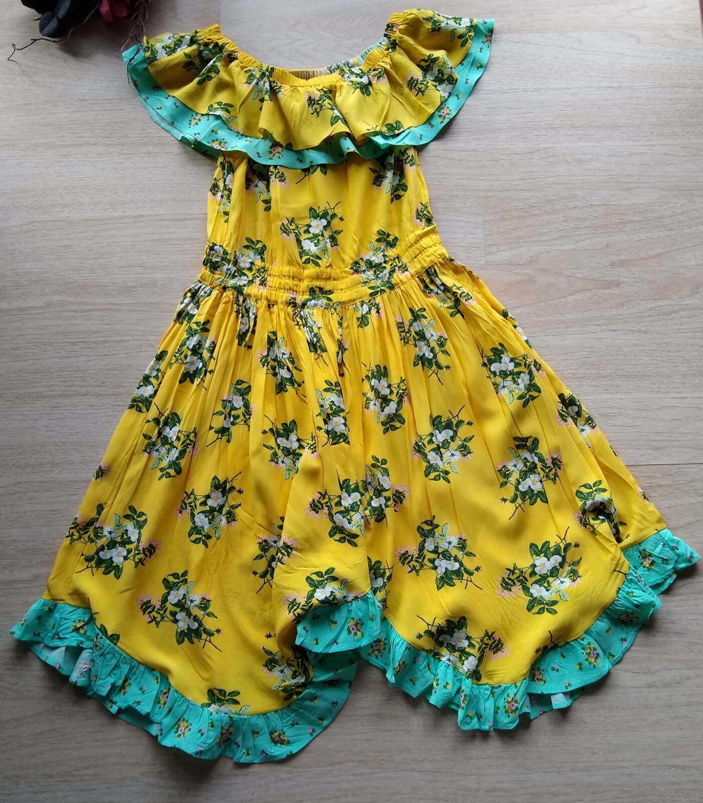 NWT Matilda Jane Hook On A Feeling Dress Rayon Off-Shoulder Floral Yellow Small - Thumbnail 3