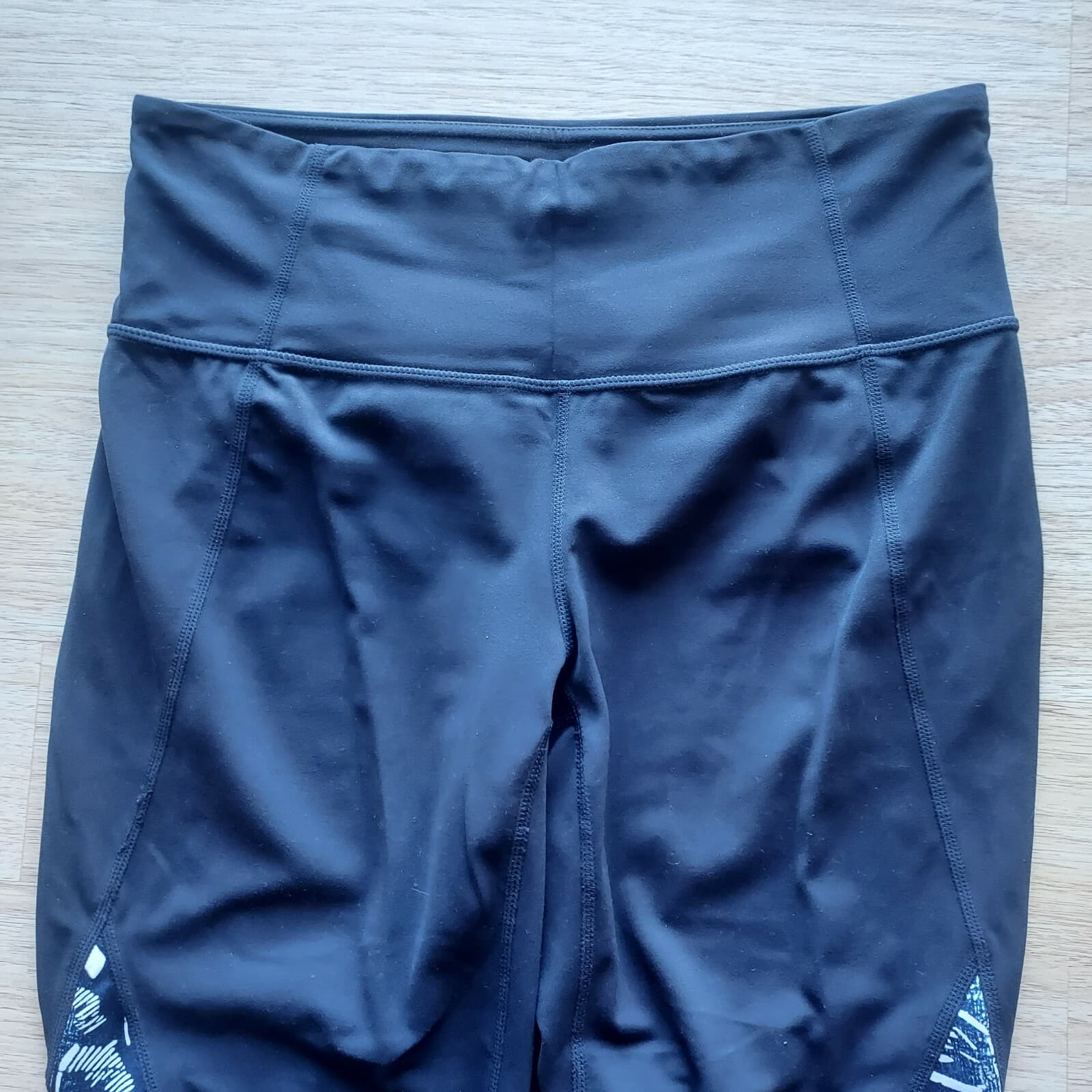 Athleta Salutation 7/8 Tight Activewear Pants Pocket Mix Printed Navy Women Sz.M - Thumbnail 9