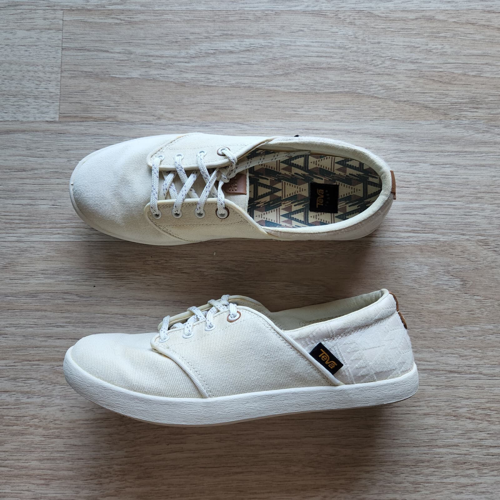 Teva Willow Lace Up Canvas Fashion Sneakers Cream Women US6.5 - Thumbnail 2