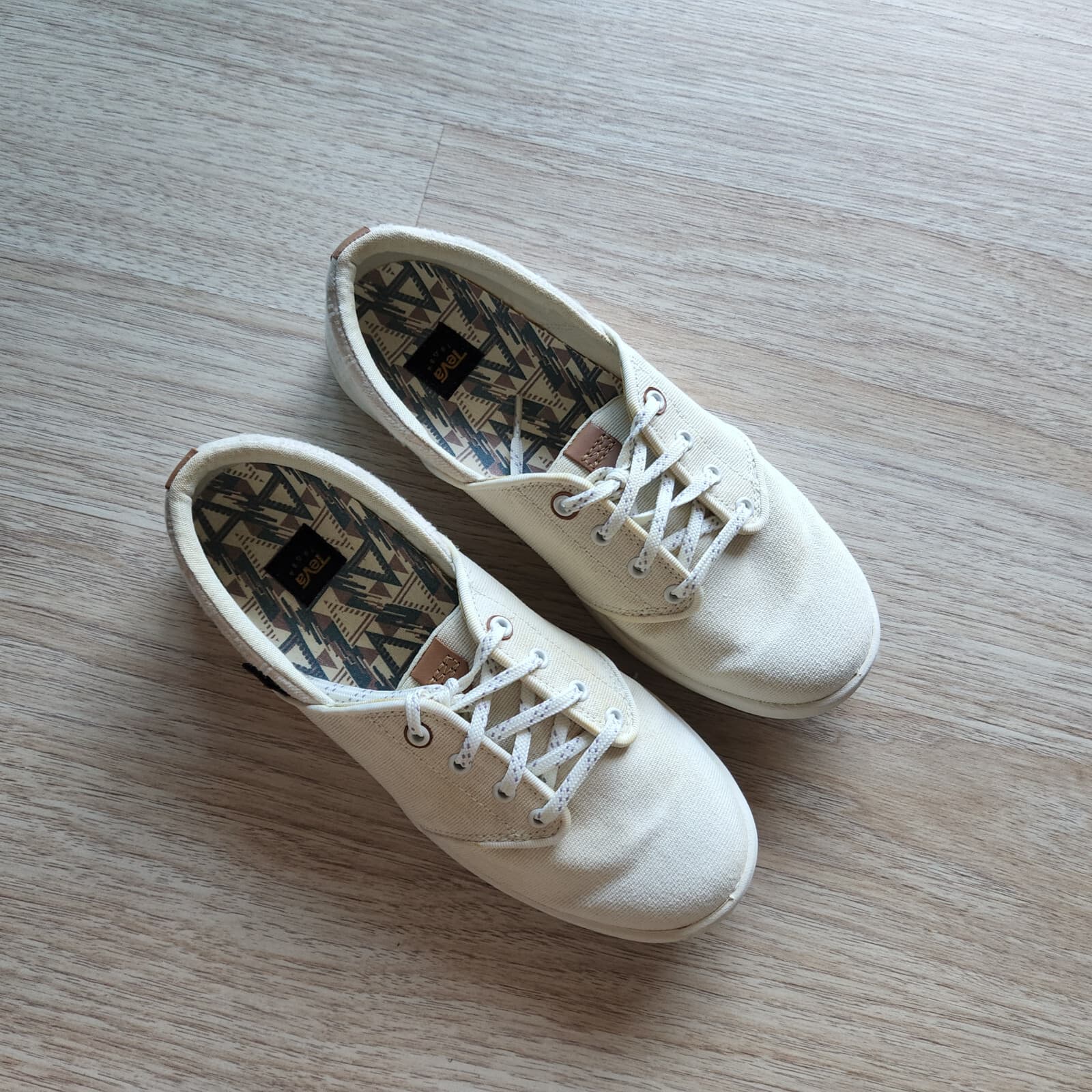 Teva Willow Lace Up Canvas Fashion Sneakers Cream Women US6.5 - Thumbnail 3