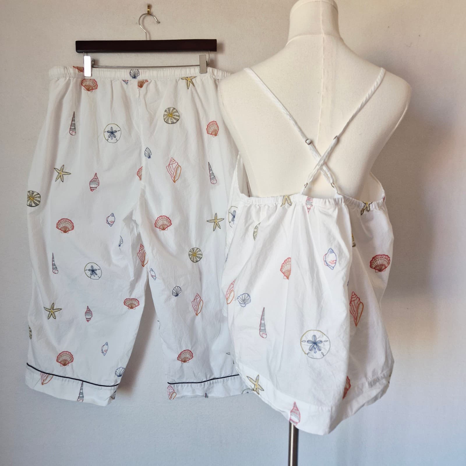 PrintFresh Queen Of The Sea Cami Crop Pant Sleep Pajama Set Embroidered White 2X - Thumbnail 6