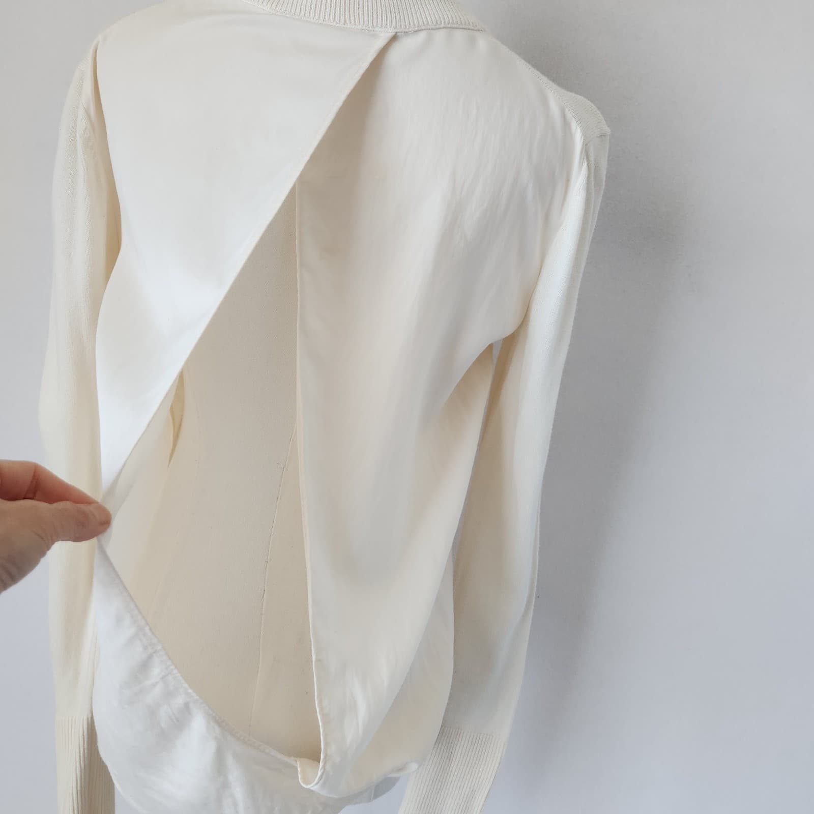 Lululemon Still At Ease Cashmere Blend Sweater Angel Wings Back Yoga Ivory Sz.6 - Thumbnail 9