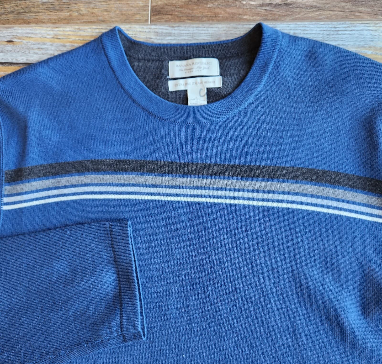 Banana Republic Extra Fine Italian Merino Crew Sweater Elbow Patch Blue Men's L - Thumbnail 6