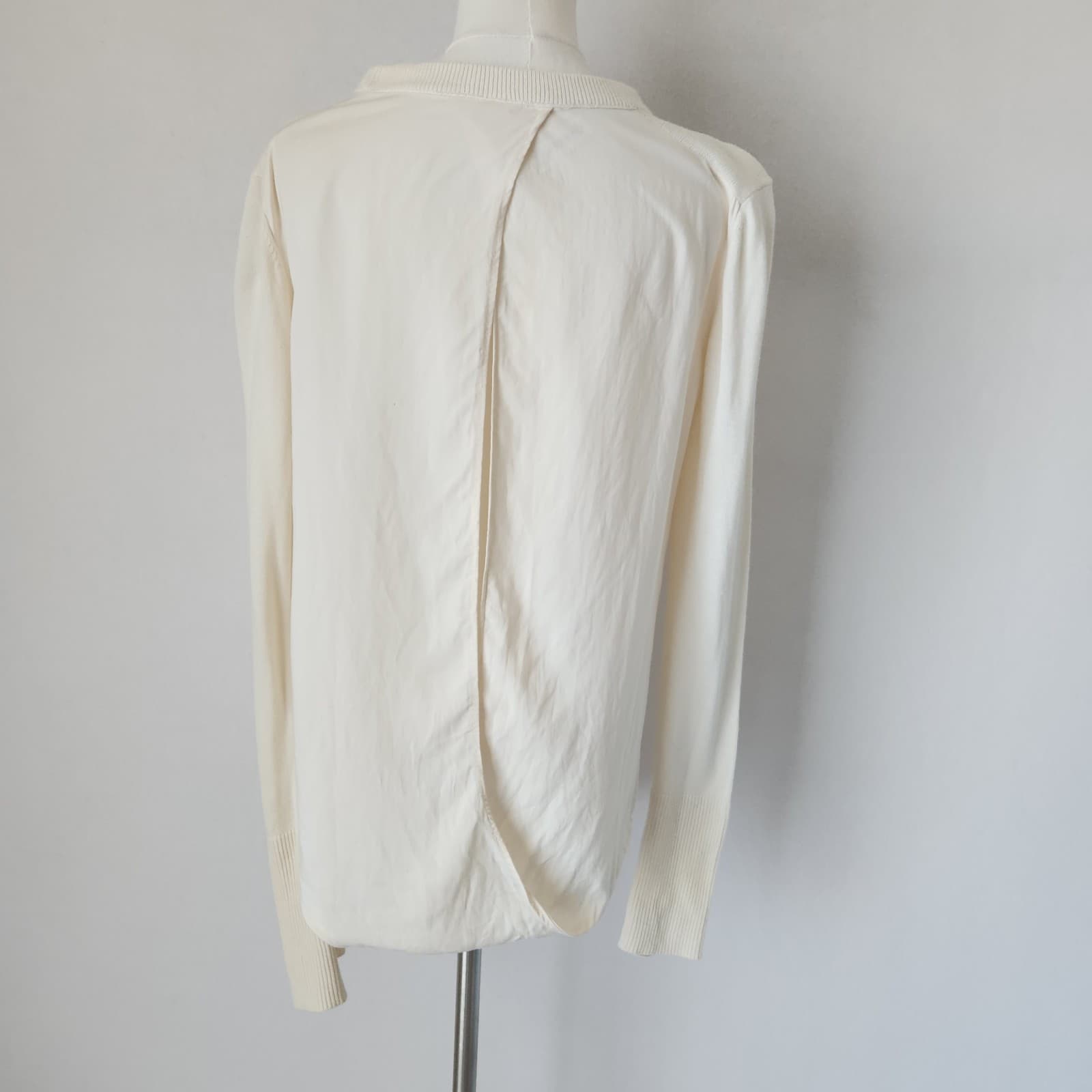 Lululemon Still At Ease Cashmere Blend Sweater Angel Wings Back Yoga Ivory Sz.6 - Thumbnail 8