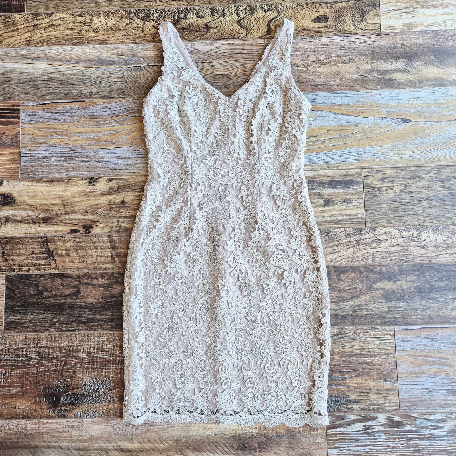 Lauren Ralph Lauren Lace Metallic Party Sheath Dress Sleeveless Ecru-Beige Sz.6 - Thumbnail 3