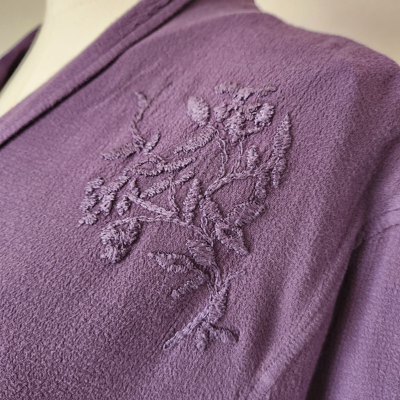 Vintage J.Jill Embroidered Rayon Top Button-Down Long Sleeve Purple Sz.M - Thumbnail 4