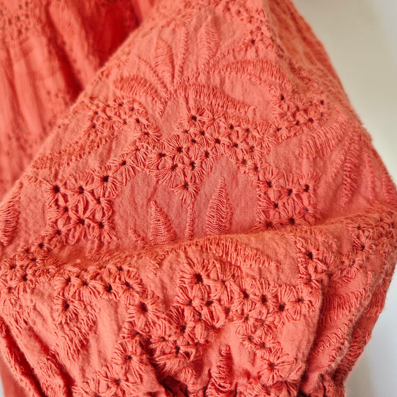 Marine Layer Willow Eyelet Embroidered Tiered Button-Up Midi Dress Coral Sz.S - Thumbnail 6
