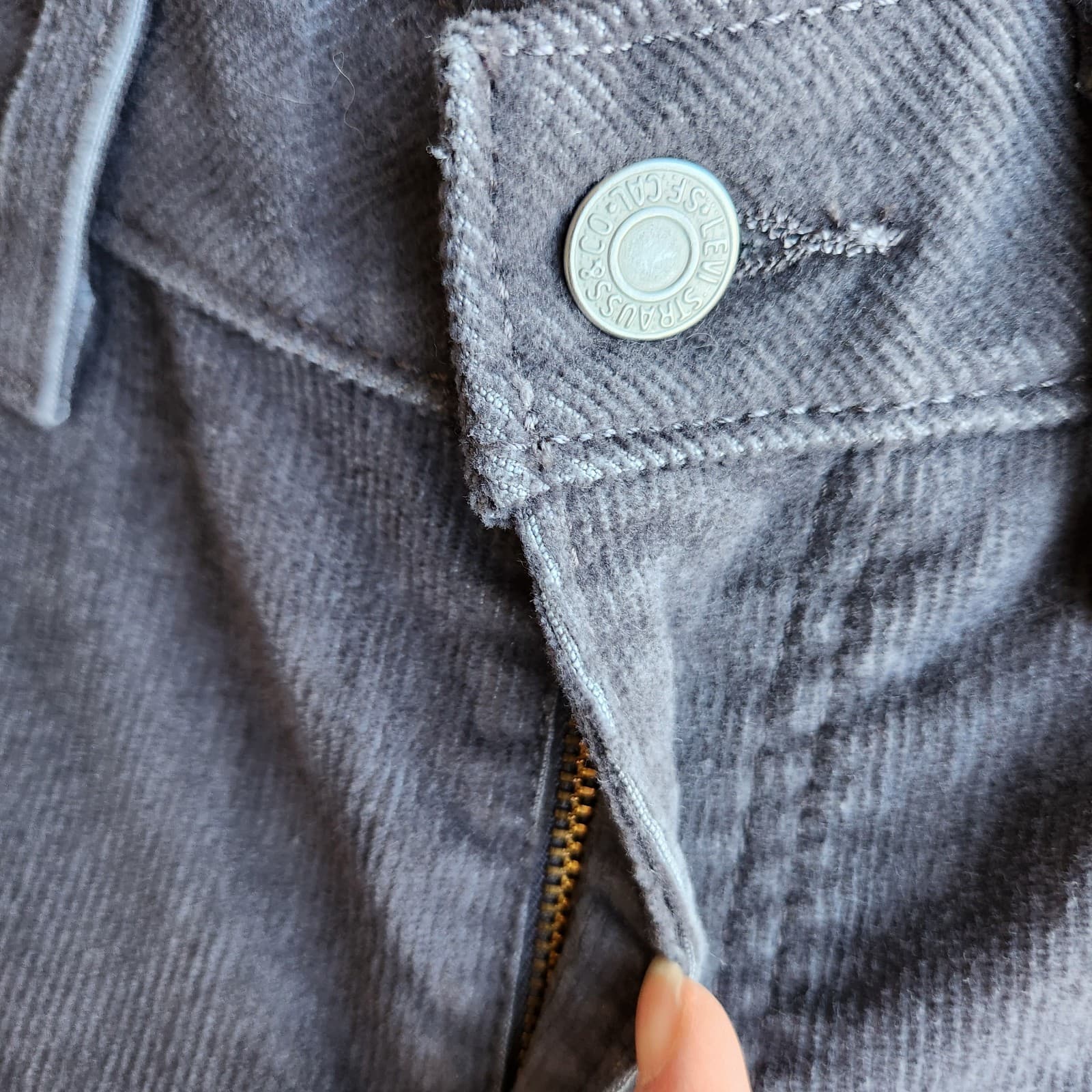 NEW Levi's Sample Not For Resale Superlow Bootcut Corduroy Jeans Charcoal Sz.27 - Thumbnail 6