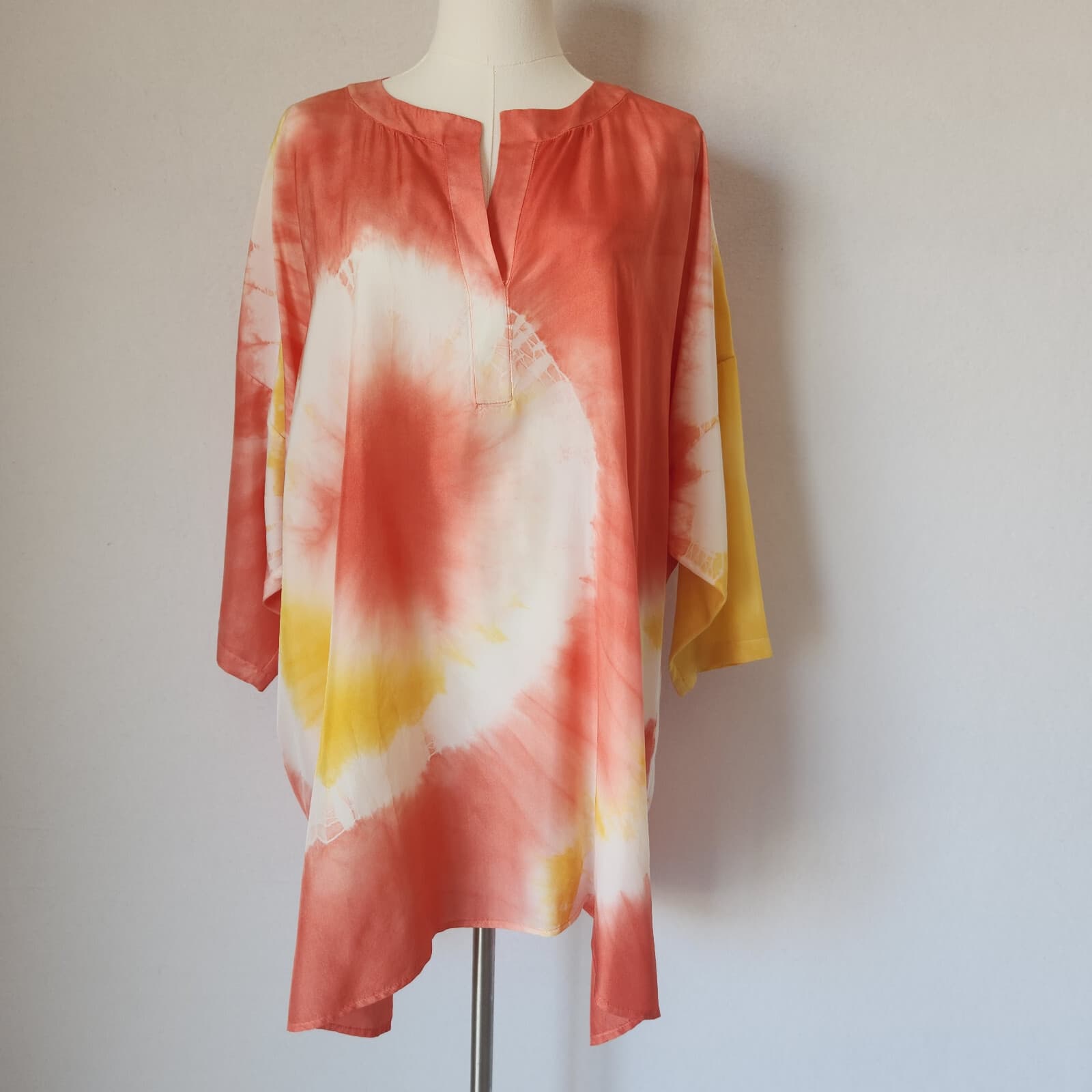 Lafayette 148 New York Silk Satin Tie-Dye Oversize Tunic Top 3/4 Sleeve Coral S - Thumbnail 2