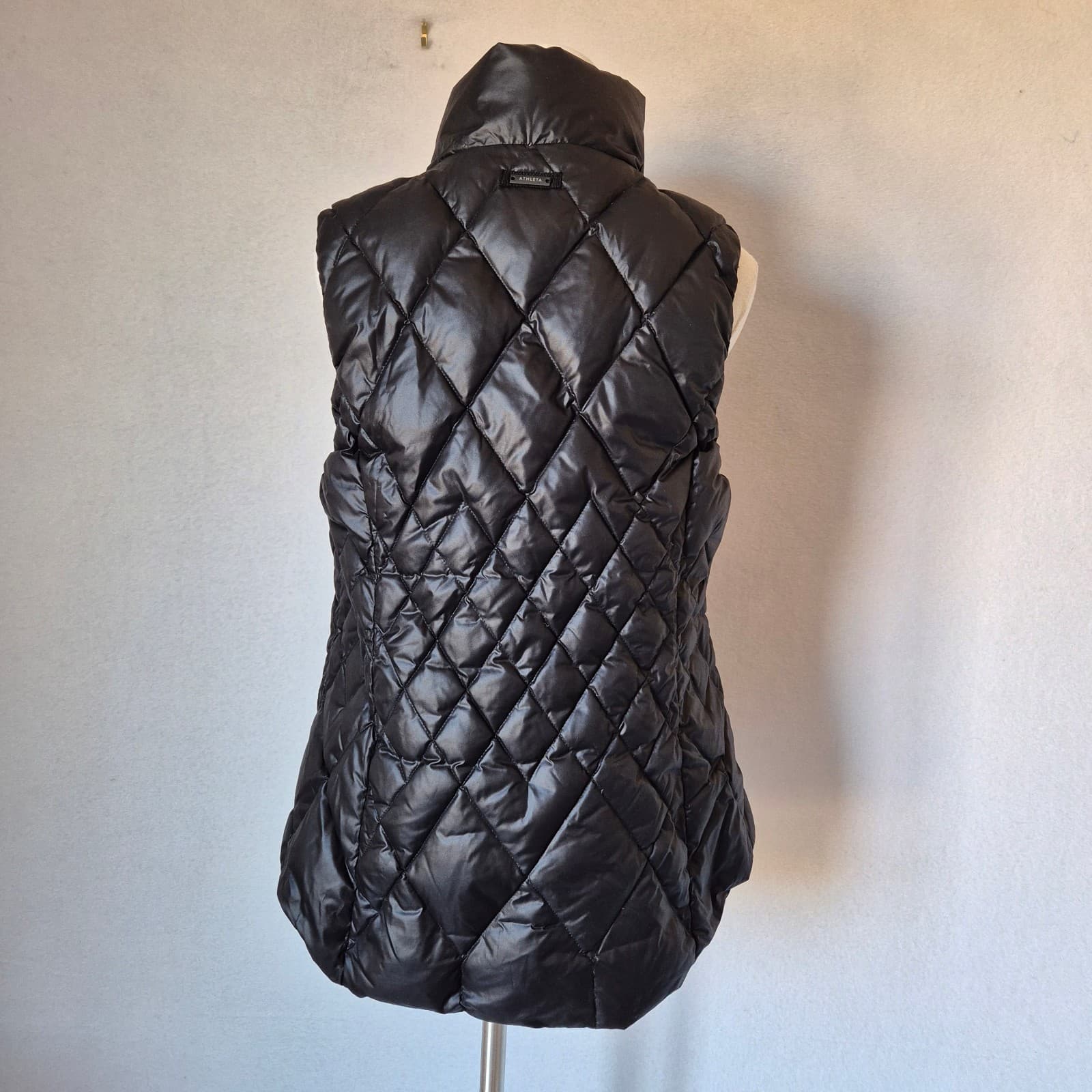 Athleta Goose Down Insulated Quilt Puffer Vest Gold Zipper Pocket Black Womens M - Thumbnail 5