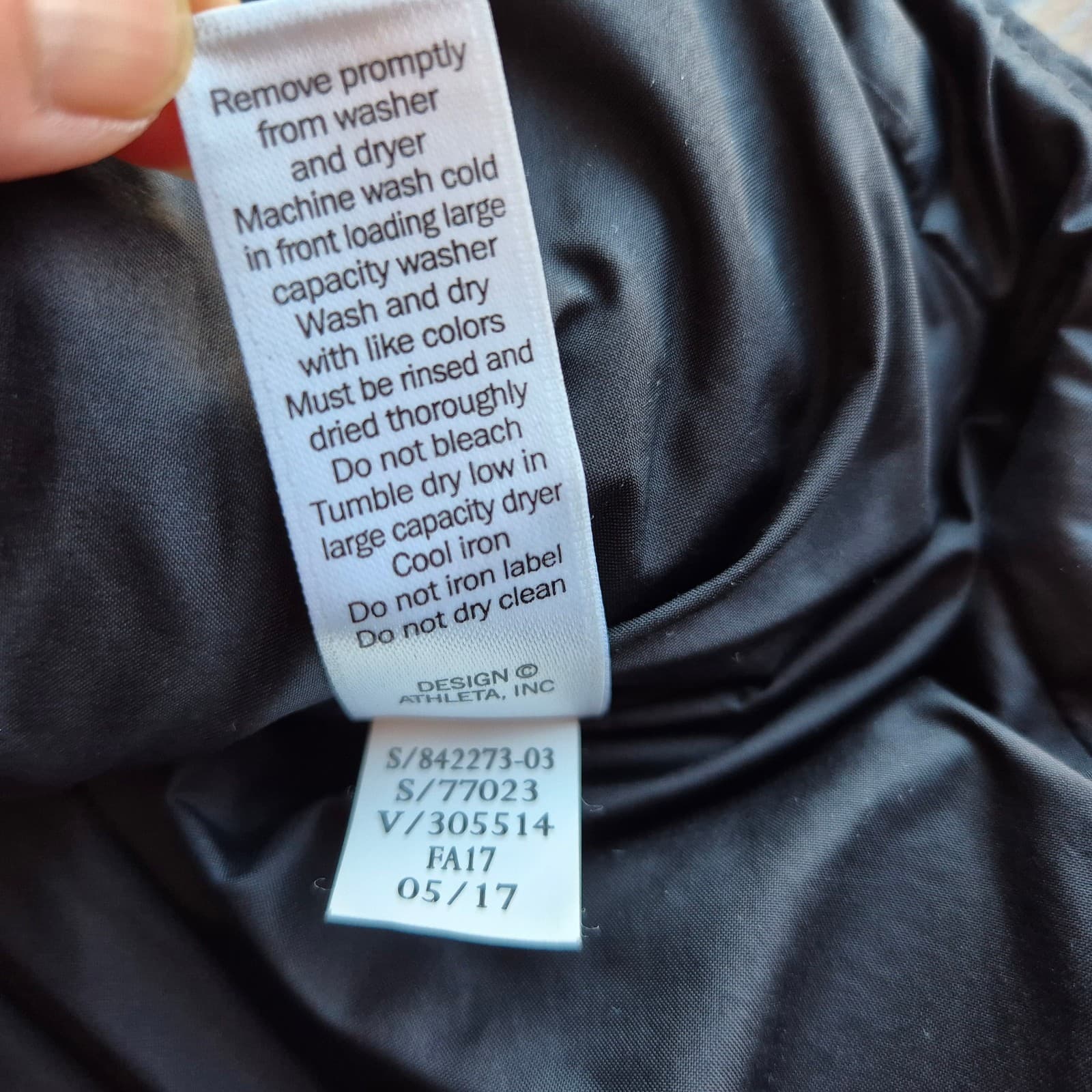 Athleta Goose Down Insulated Quilt Puffer Vest Gold Zipper Pocket Black Womens M - Thumbnail 10