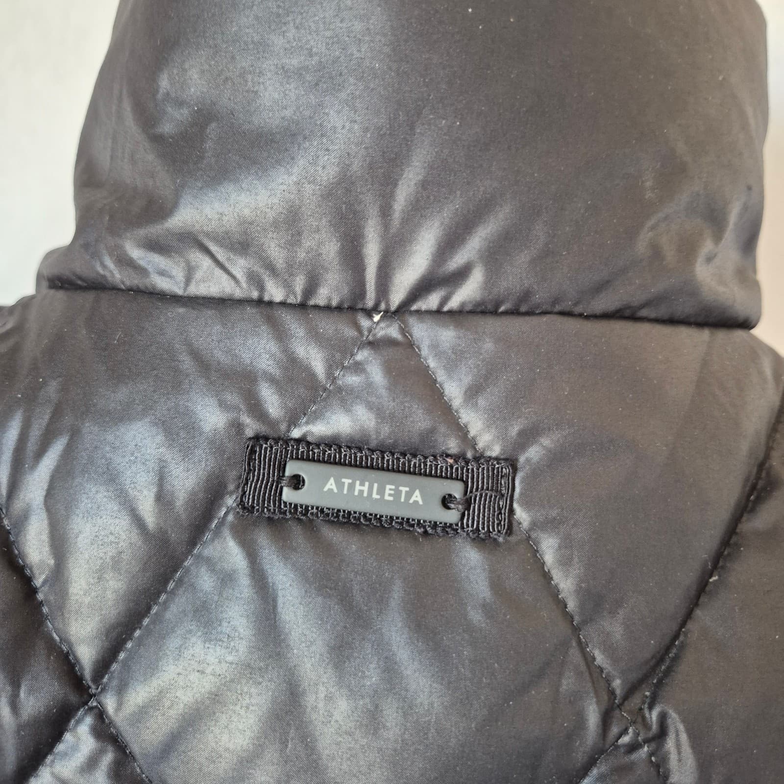 Athleta Goose Down Insulated Quilt Puffer Vest Gold Zipper Pocket Black Womens M - Thumbnail 6