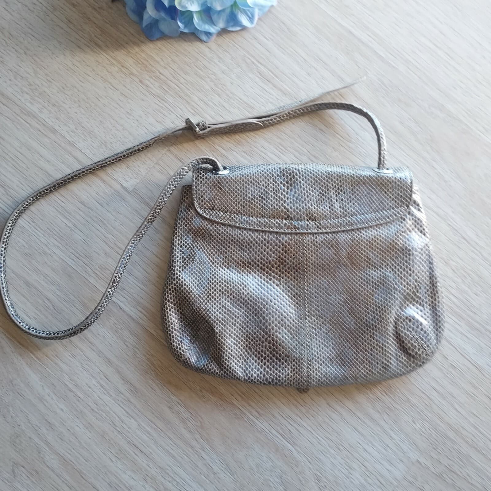Henri Bendel Leather Snakeskin Crossbody Shoulder Bag Brown Magnetic Closure - Thumbnail 4