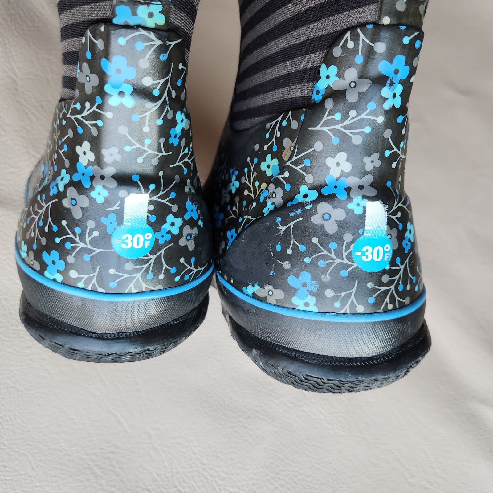 Bogs Classic High Flower Stripe Waterproof Winter Rain Boot Black Blue Youth US4 - Thumbnail 8