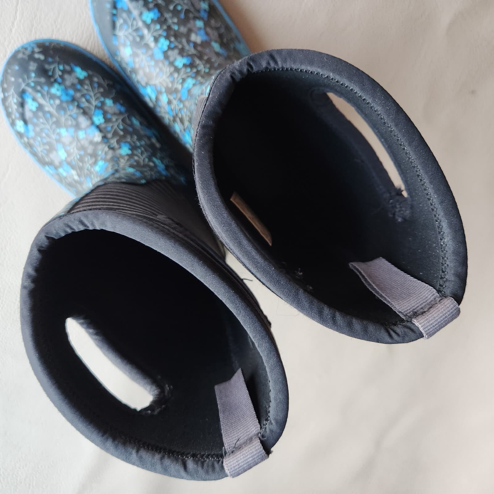 Bogs Classic High Flower Stripe Waterproof Winter Rain Boot Black Blue Youth US4 - Thumbnail 9