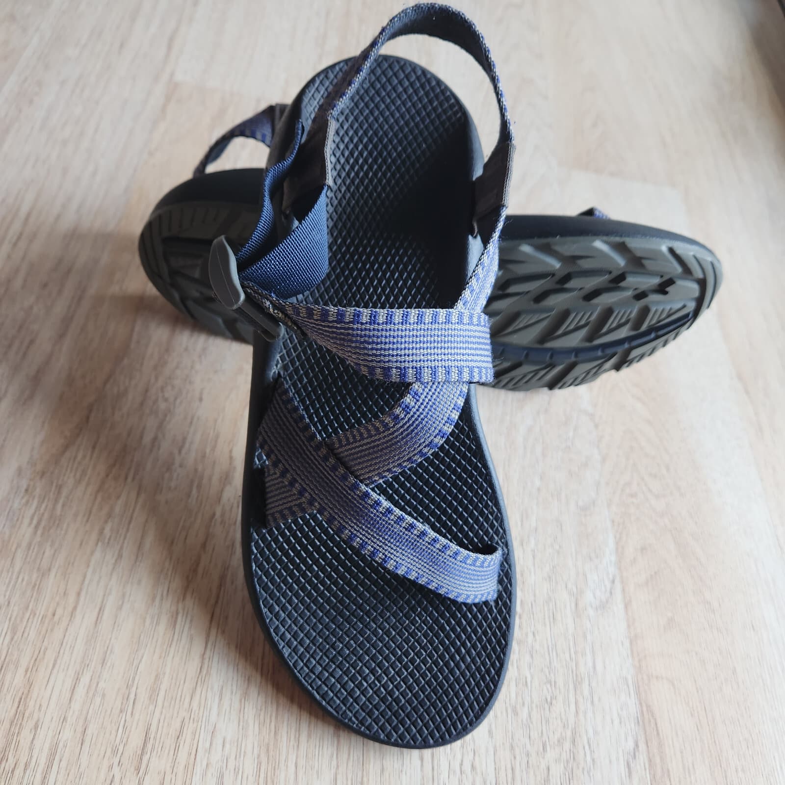 Chaco Z/1 Classic Walking Sandal Adjustable Straps Comfort Navy Grey Men's US12 - Thumbnail 3