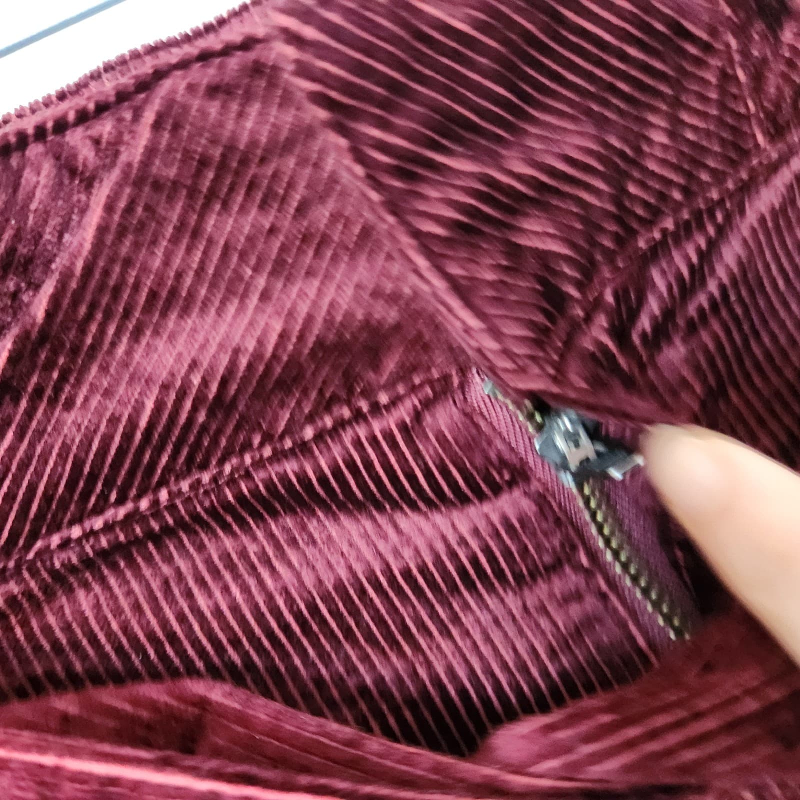 NWoT Paige Corduroy Sutton Paperbag Wide Leg Crop Pants Stretch Burgundy Sz.26 - Thumbnail 5