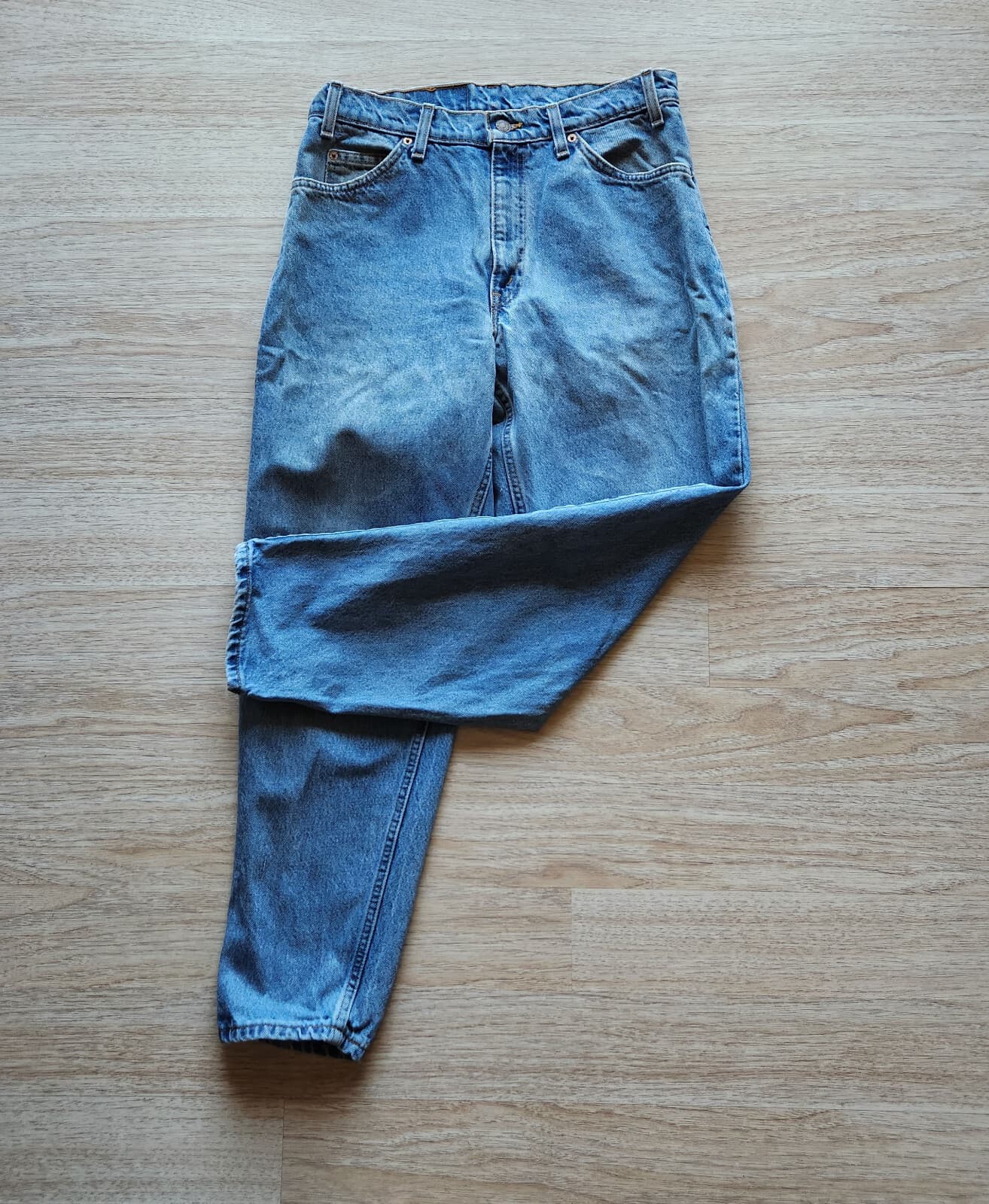 Vintage'90 Levi's 560 Made in US Loose Fit Tapered Leg Jeans Blue Unisex 33x30 - Thumbnail 2