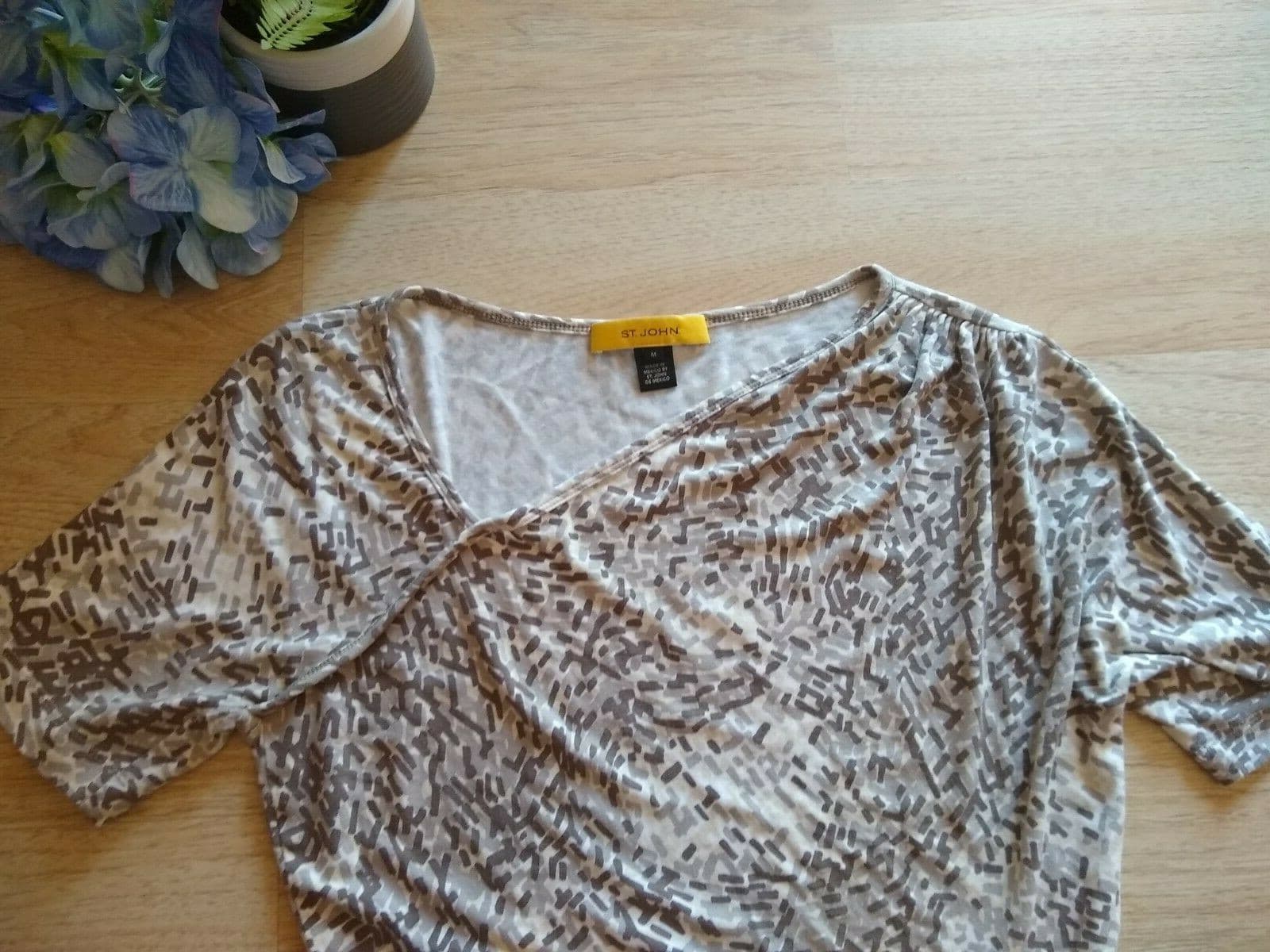 ST.JOHN Yellow Label Knit Top Short Sleeve Geo-print Brown Cream Sz.M - Thumbnail 8