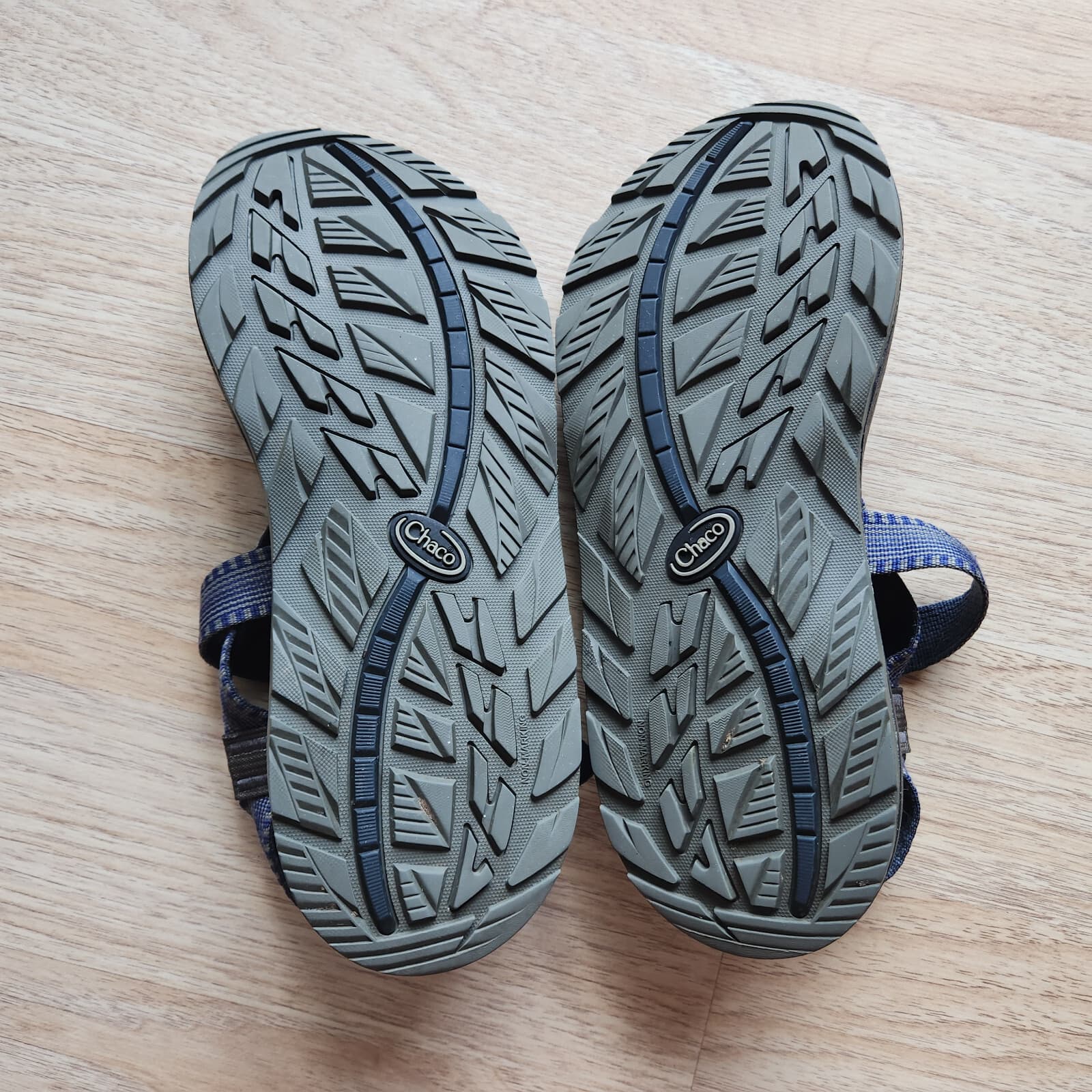 Chaco Z/1 Classic Walking Sandal Adjustable Straps Comfort Navy Grey Men's US12 - Thumbnail 6