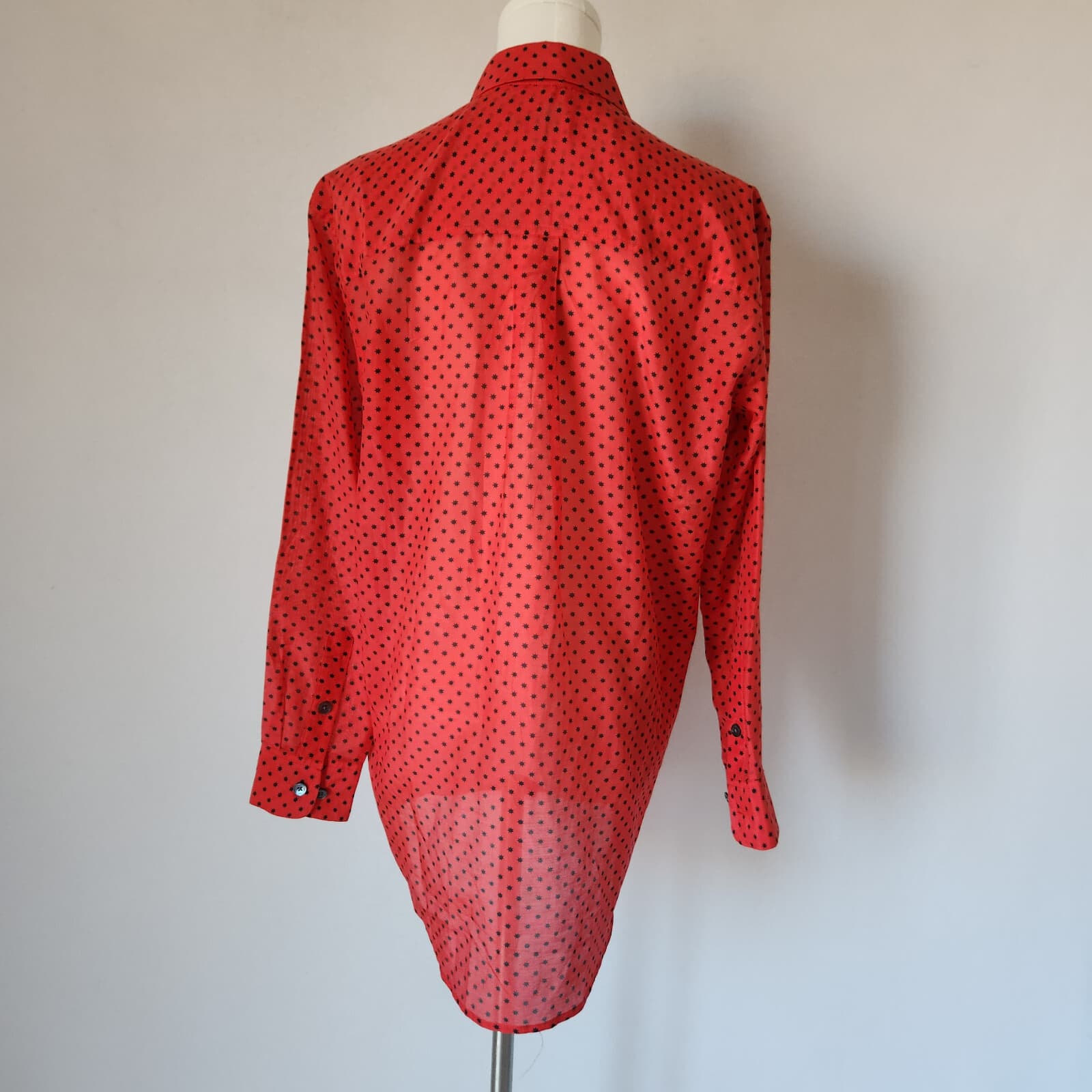 Equipment Daddy Star Silk Sheer Tunic Shirt Button-Up Long Sleeve Red Black Sz.S - Thumbnail 6