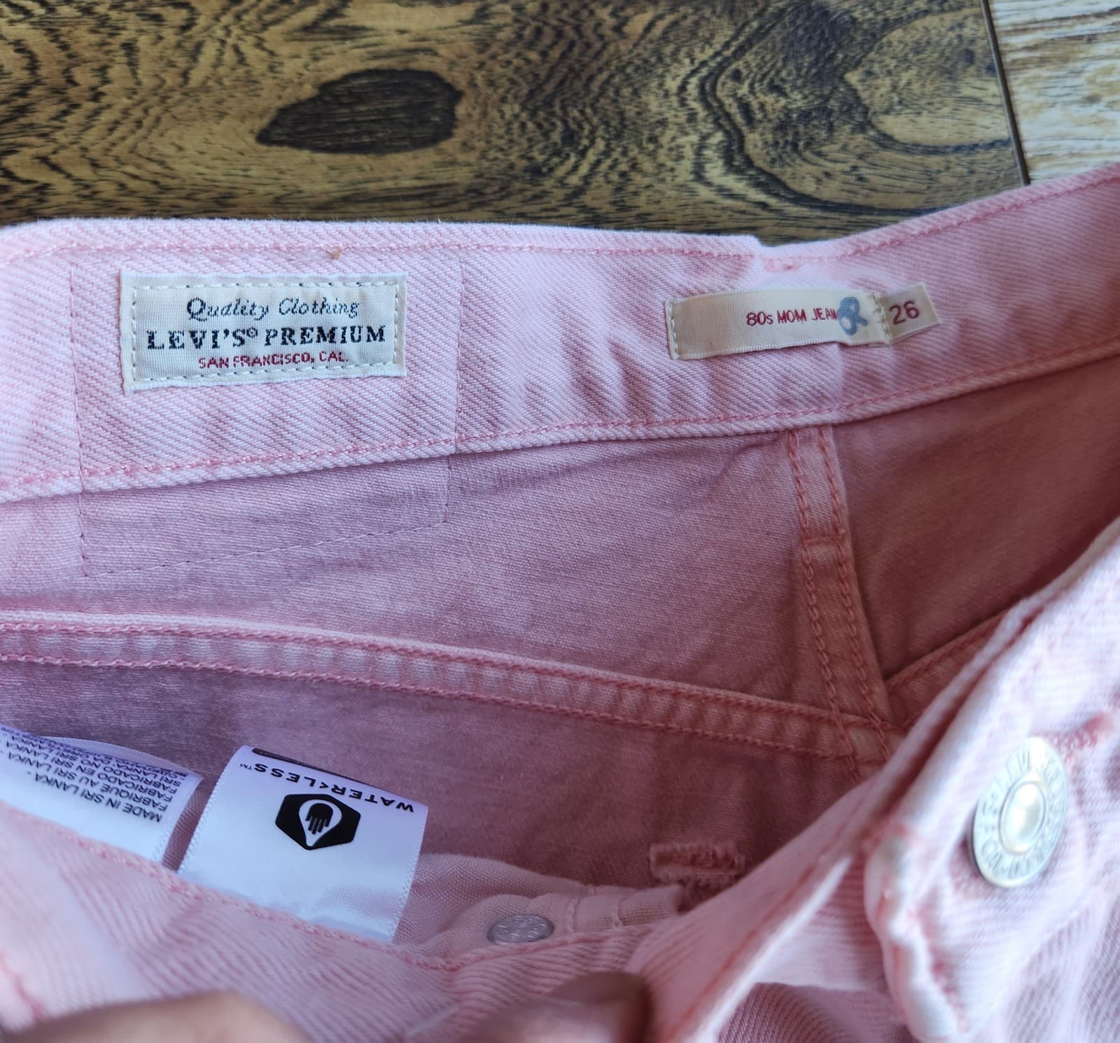 NWoT Levi's Premium Big E 80's Mom Jeans High Waist Zip Chalk Pink Cotton Sz.26 - Thumbnail 8