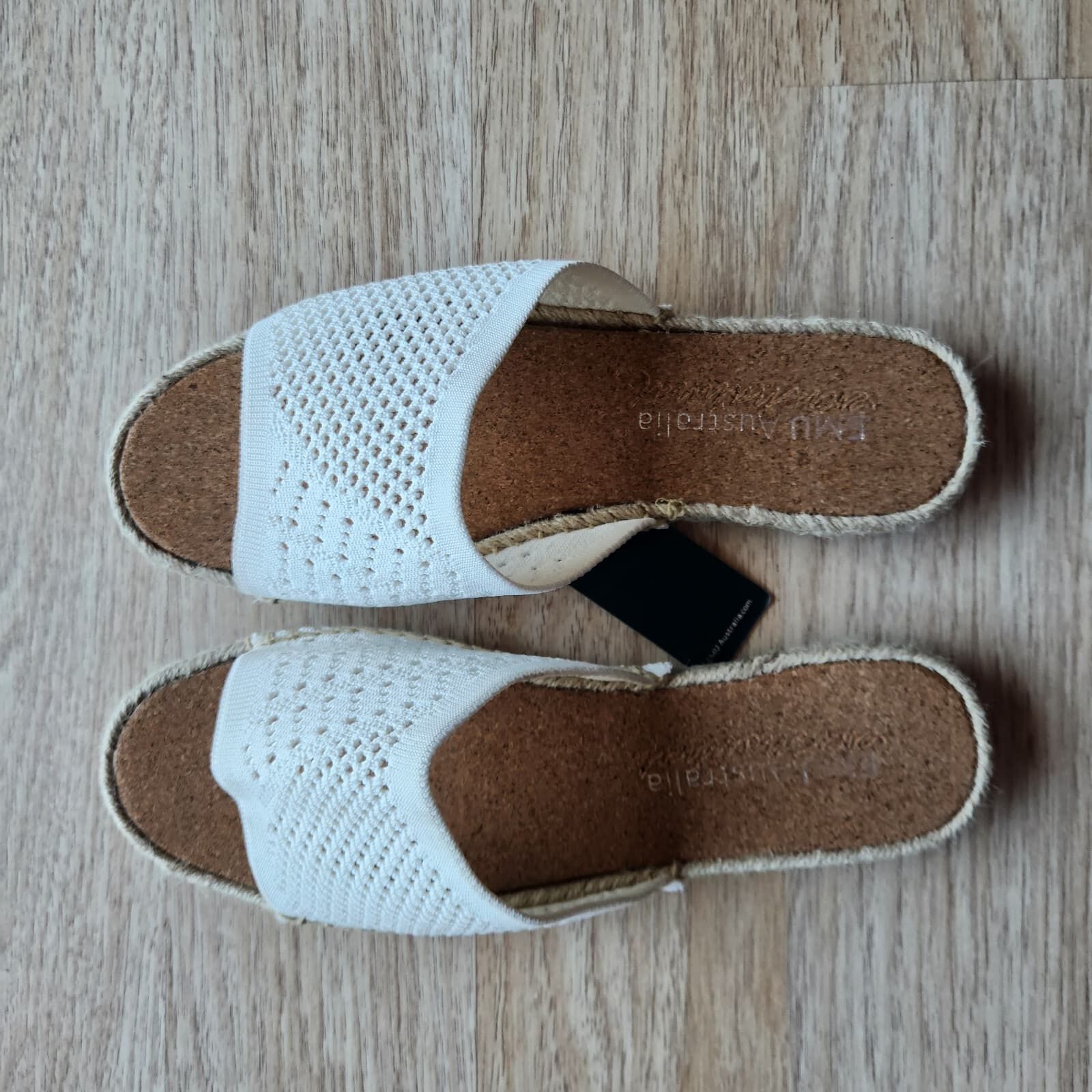 NWoB EMU Australia Ebor Mac Sandals Slide Knit Cotton Cushion White Women's US10 - Thumbnail 4