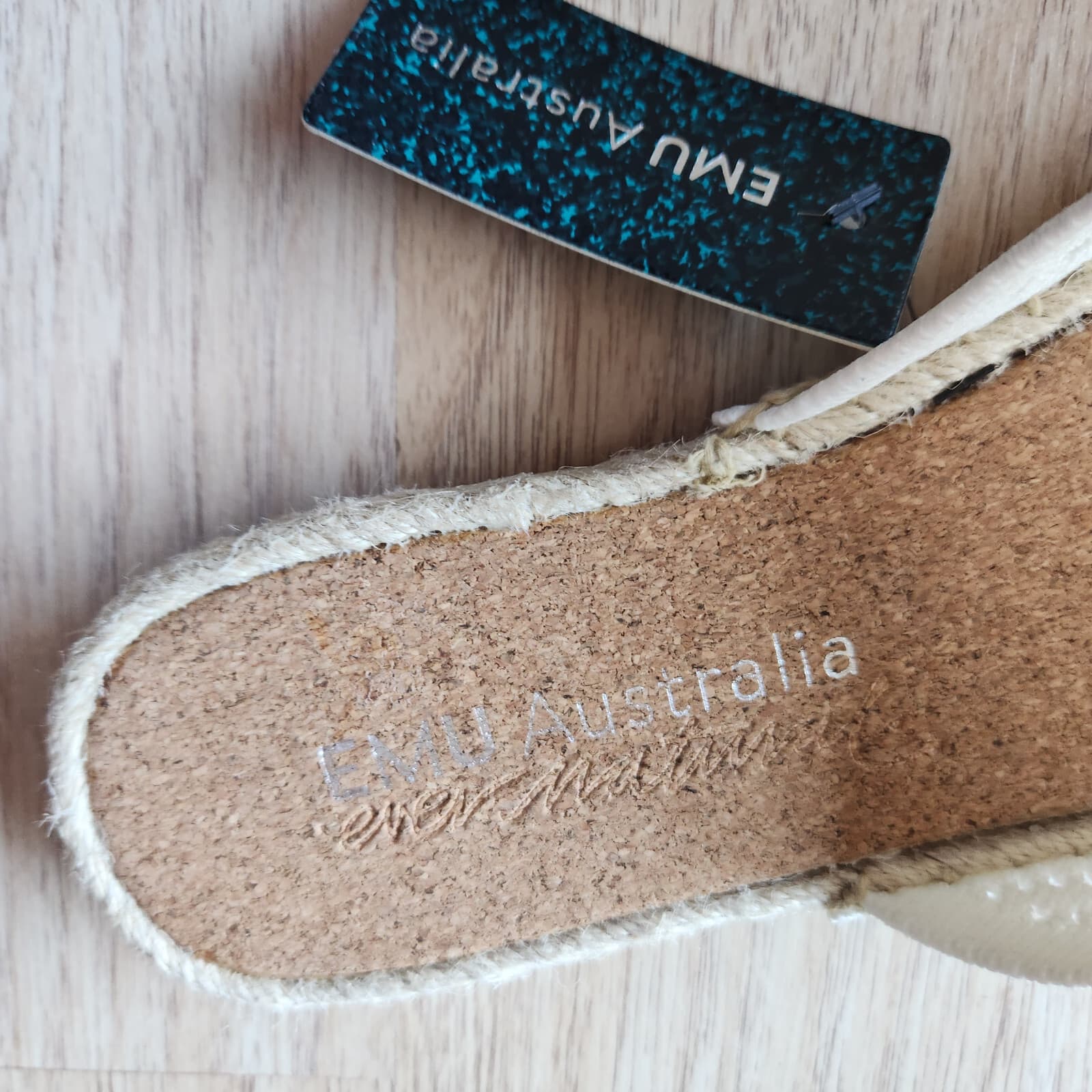 NWoB EMU Australia Ebor Mac Sandals Slide Knit Cotton Cushion White Women's US10 - Thumbnail 9