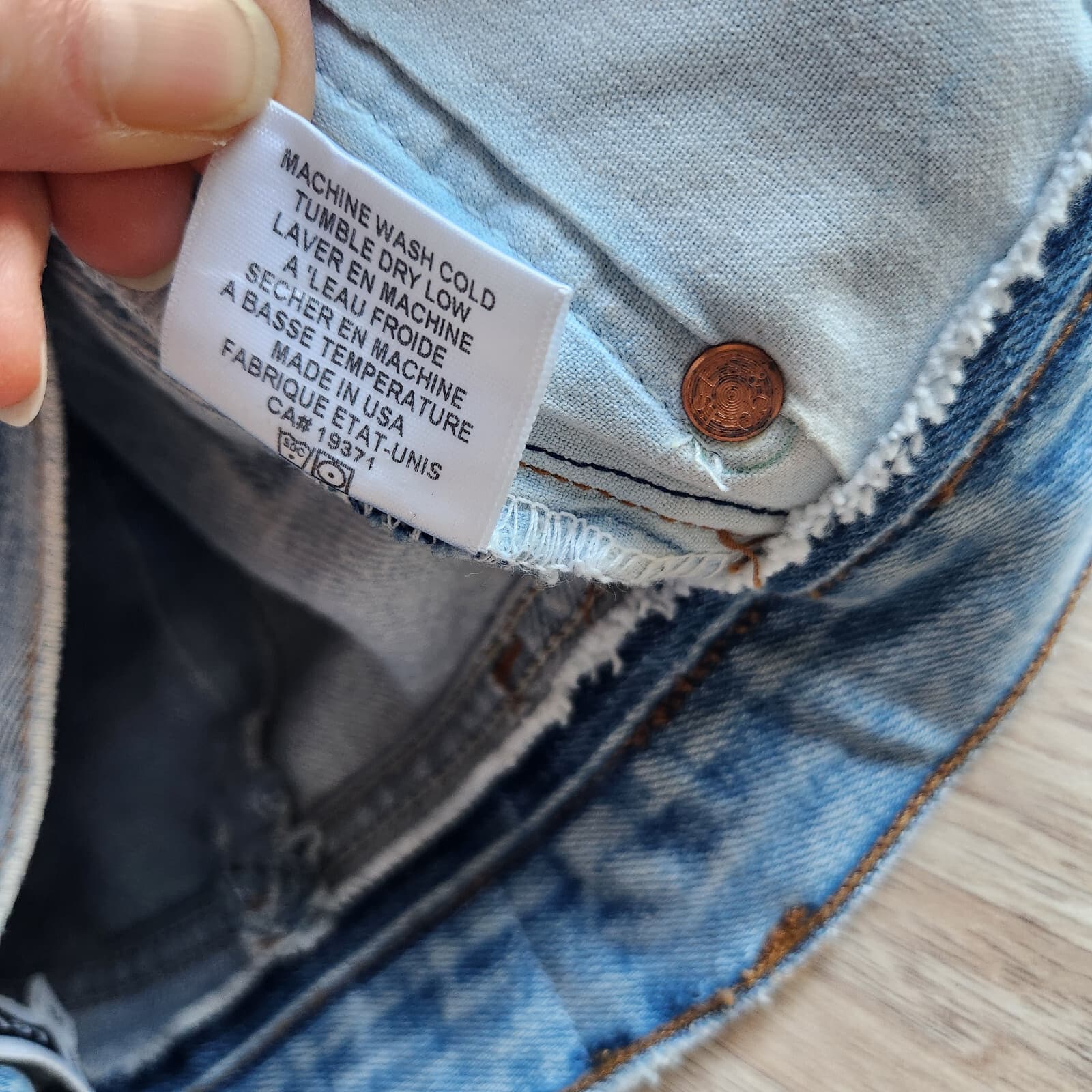 RE/DONE X Levi’s Revolve High Rise Mini Skirt Raw Hem Seamed Indigo Denim Sz.25 - Thumbnail 13
