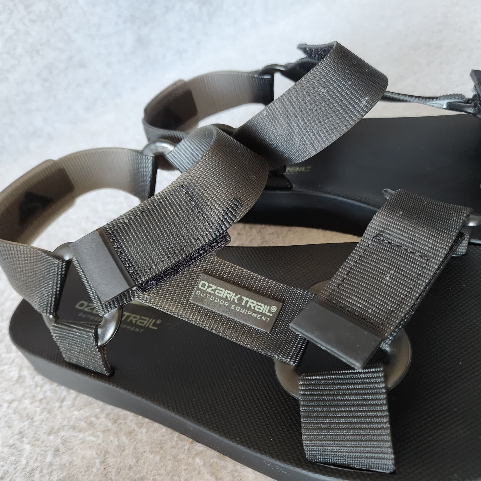 OZARK TRAIL Outdoor Equipment Grendene Sandals Adjustable Strap Black Mens US10 - Thumbnail 12