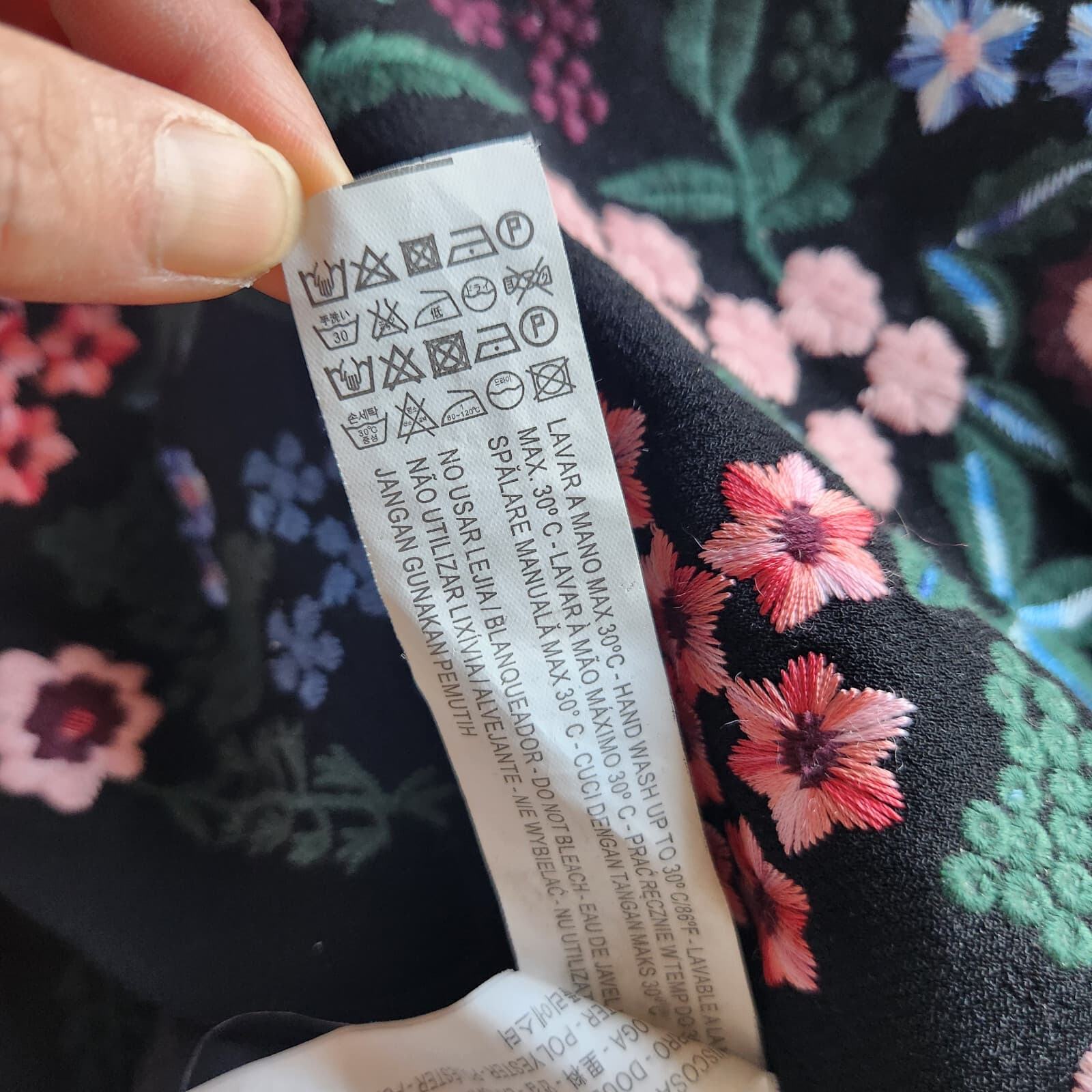 ZARA Floral Embroidered Mini A-Lined Skirt Zip Lined Black Women's M - Thumbnail 9
