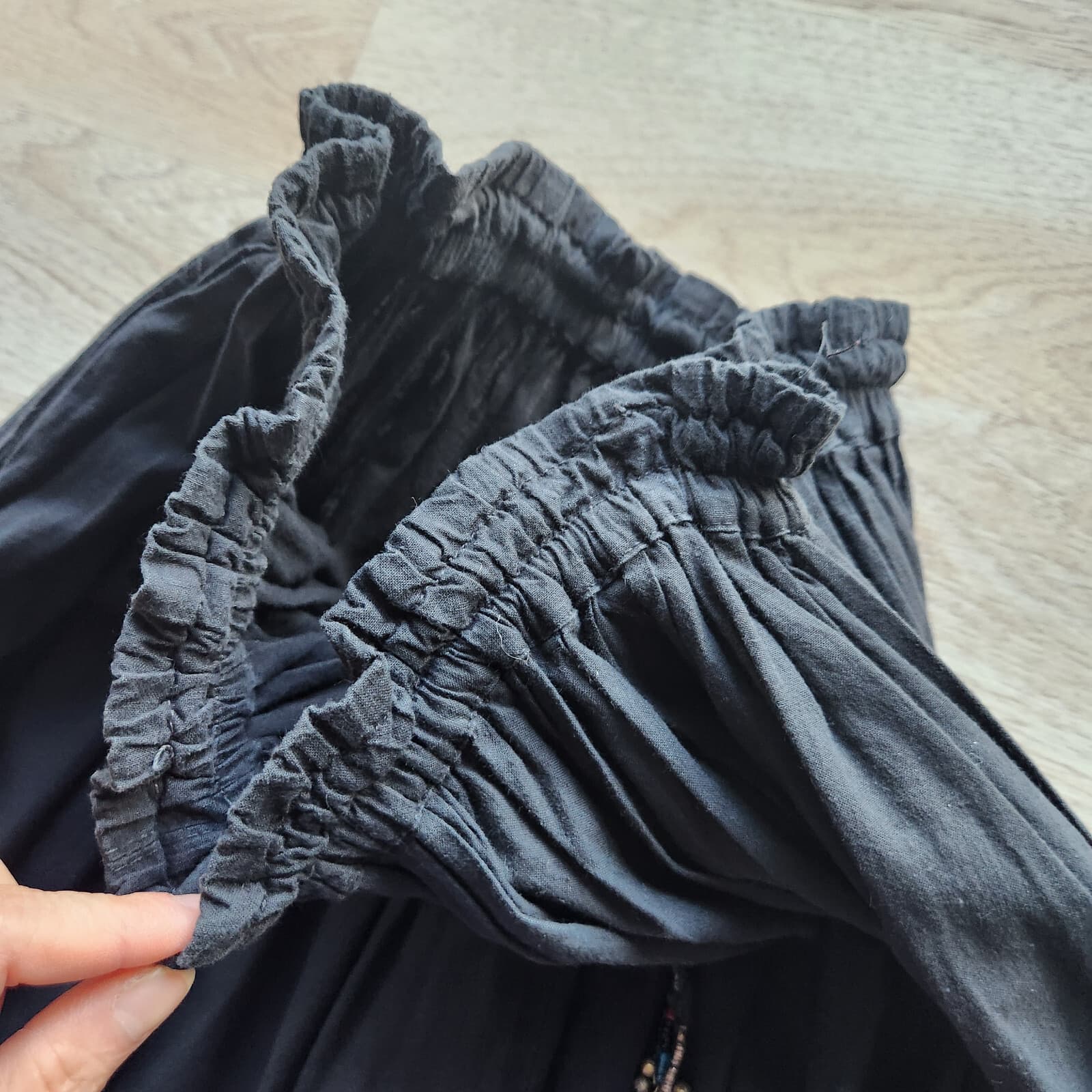 Vintage Raiment Fashions Embroidered A-Line Skirt Elastic Waist Pocket Black M - Thumbnail 8