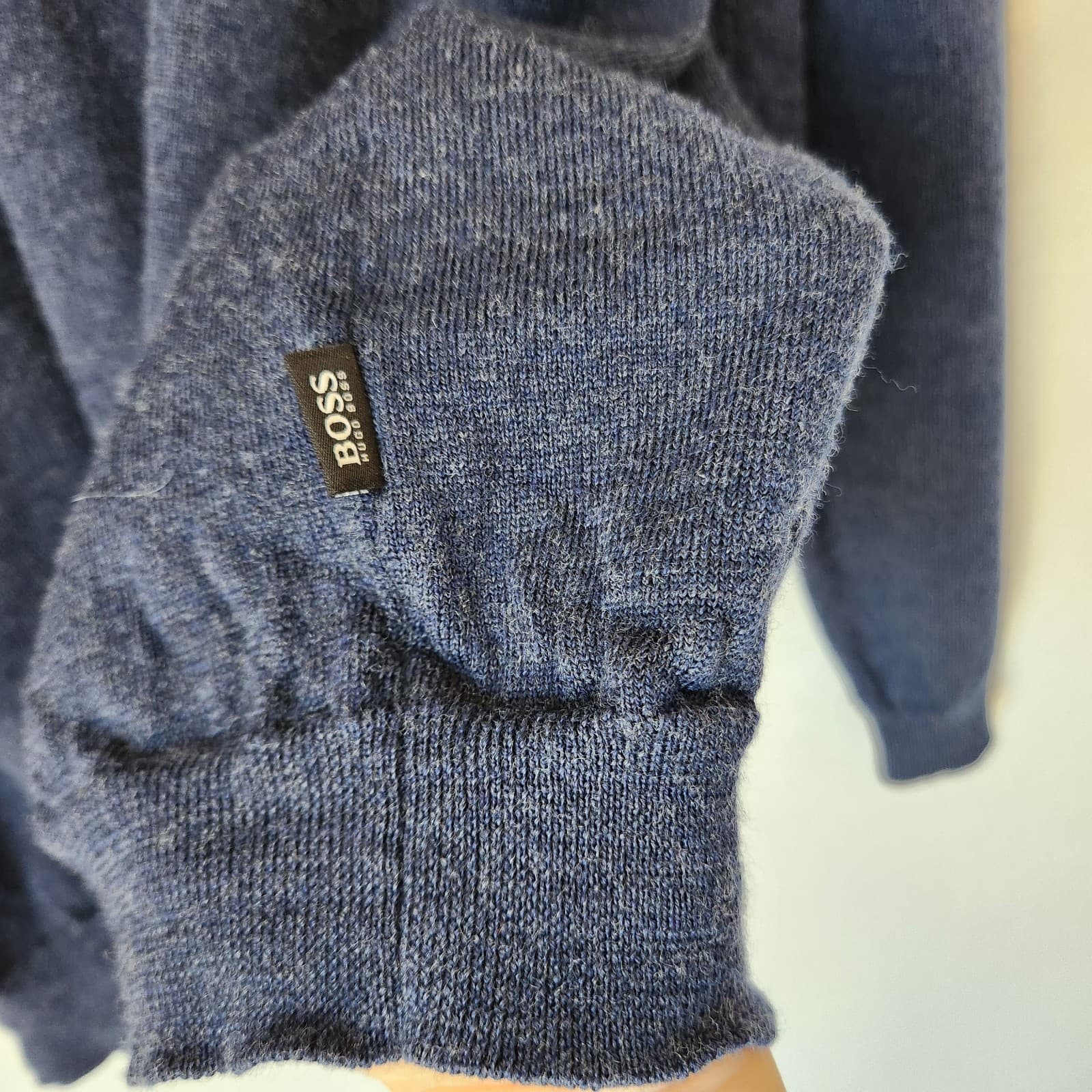 Hugo Boss Extra Fine Merino Wool Slim Fit V-Neck Sweater Pullover Blue Men's XL - Thumbnail 4