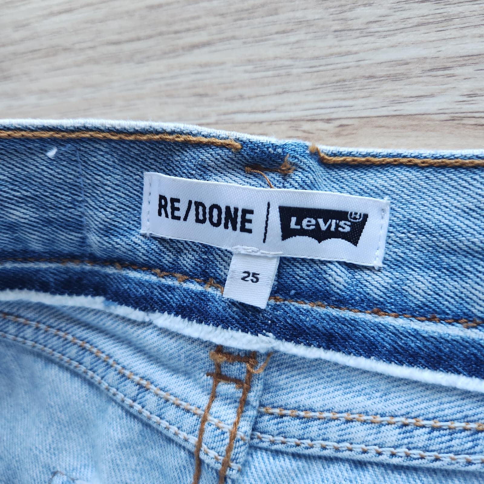 RE/DONE X Levi’s Revolve High Rise Mini Skirt Raw Hem Seamed Indigo Denim Sz.25 - Thumbnail 10