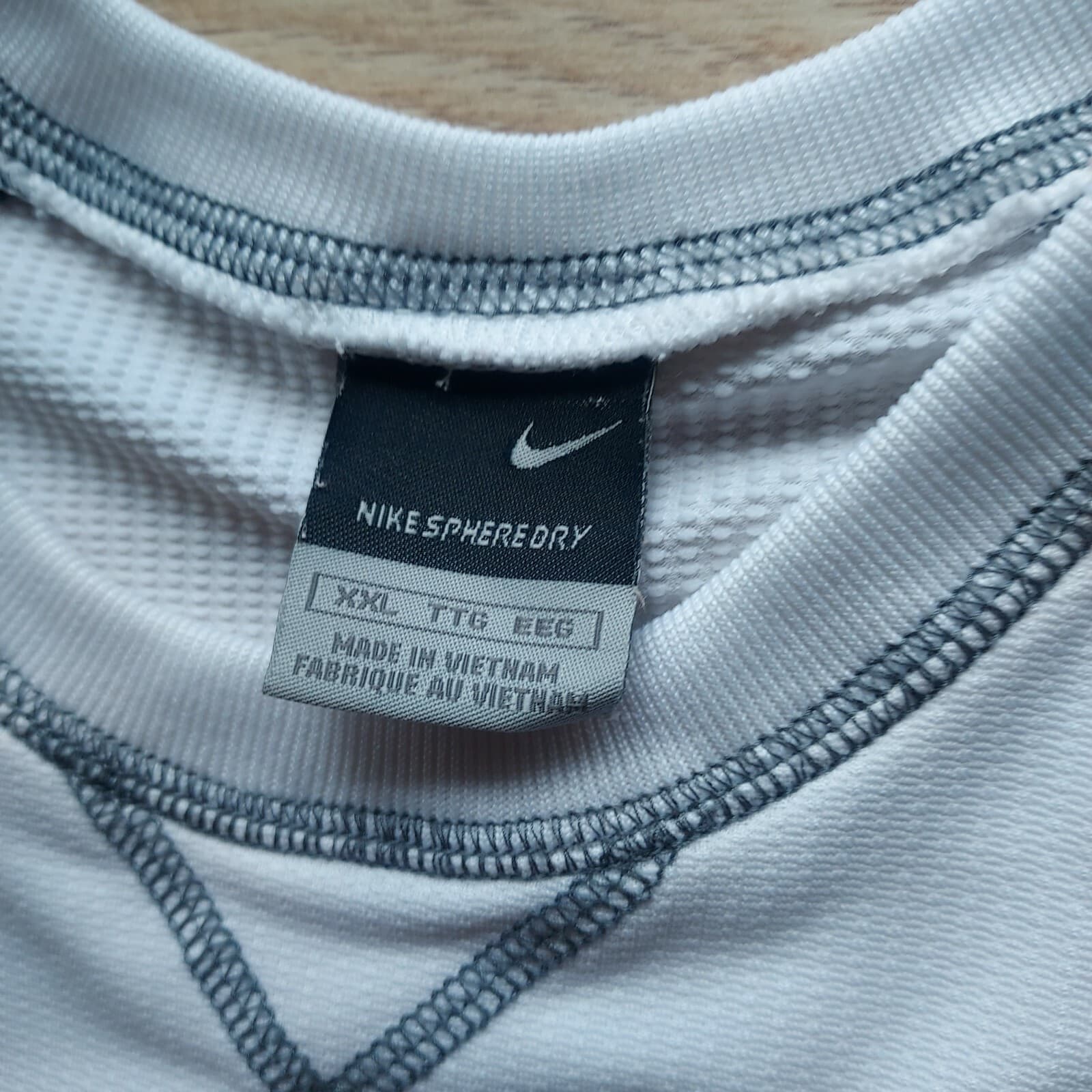 Nike Sphered Dry Activewear T-Shirt Crew Neck Short Sleeve White Men Sz.XXL - Thumbnail 4