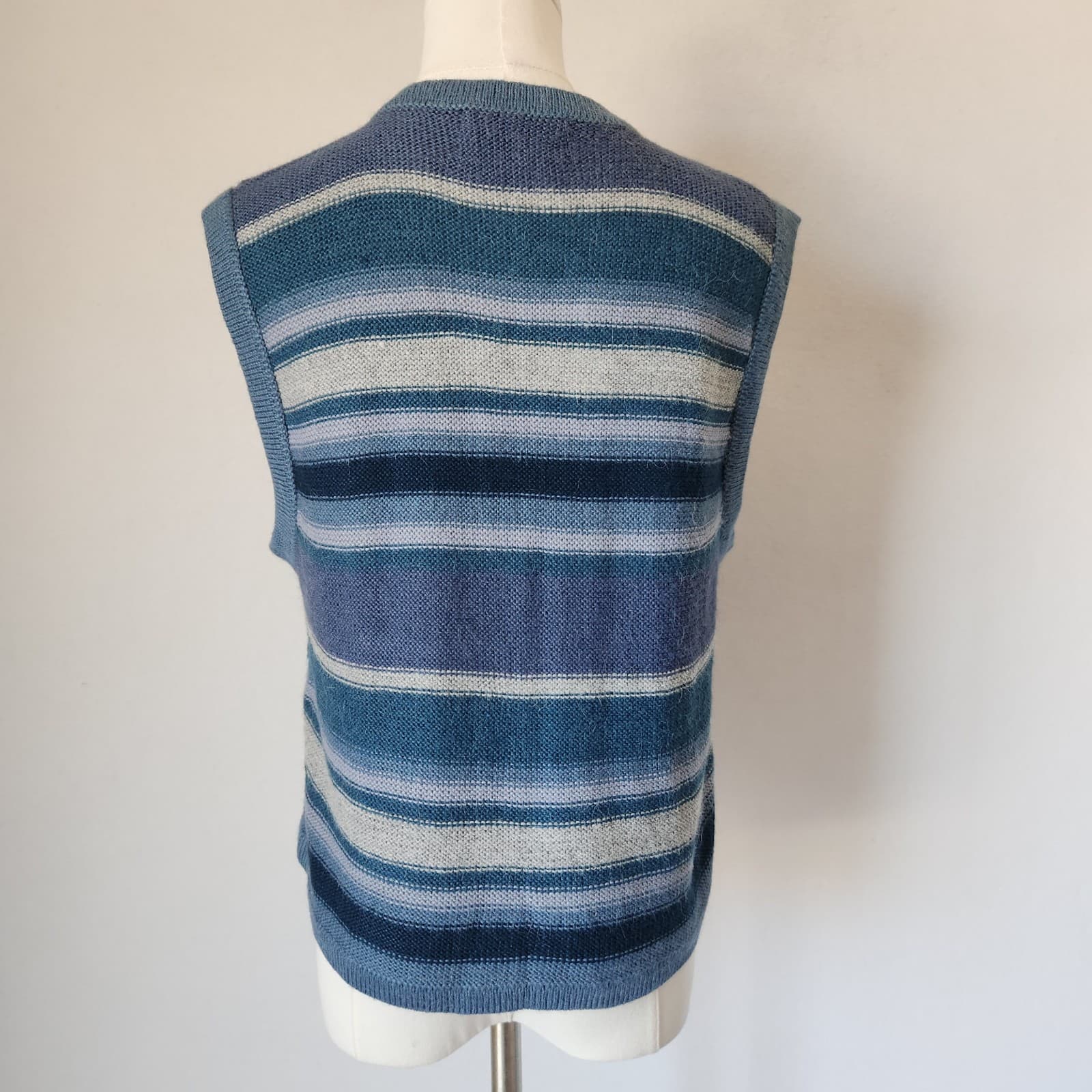 Arte Folcklorico Milenario Alpaca Peruvian Embroidered Sweater Vest Blue Sz.L - Thumbnail 6