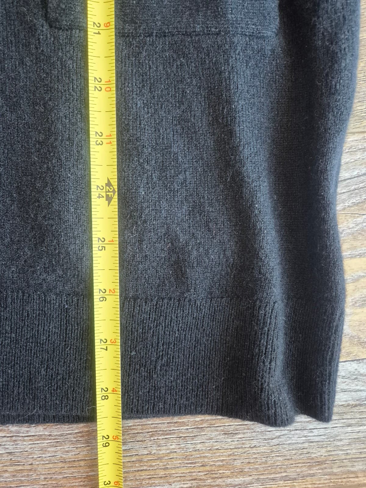 NWoT EVERLANE 100% Cashmere V-Neck Cardigan Button Pocket Black Women's S - Thumbnail 12