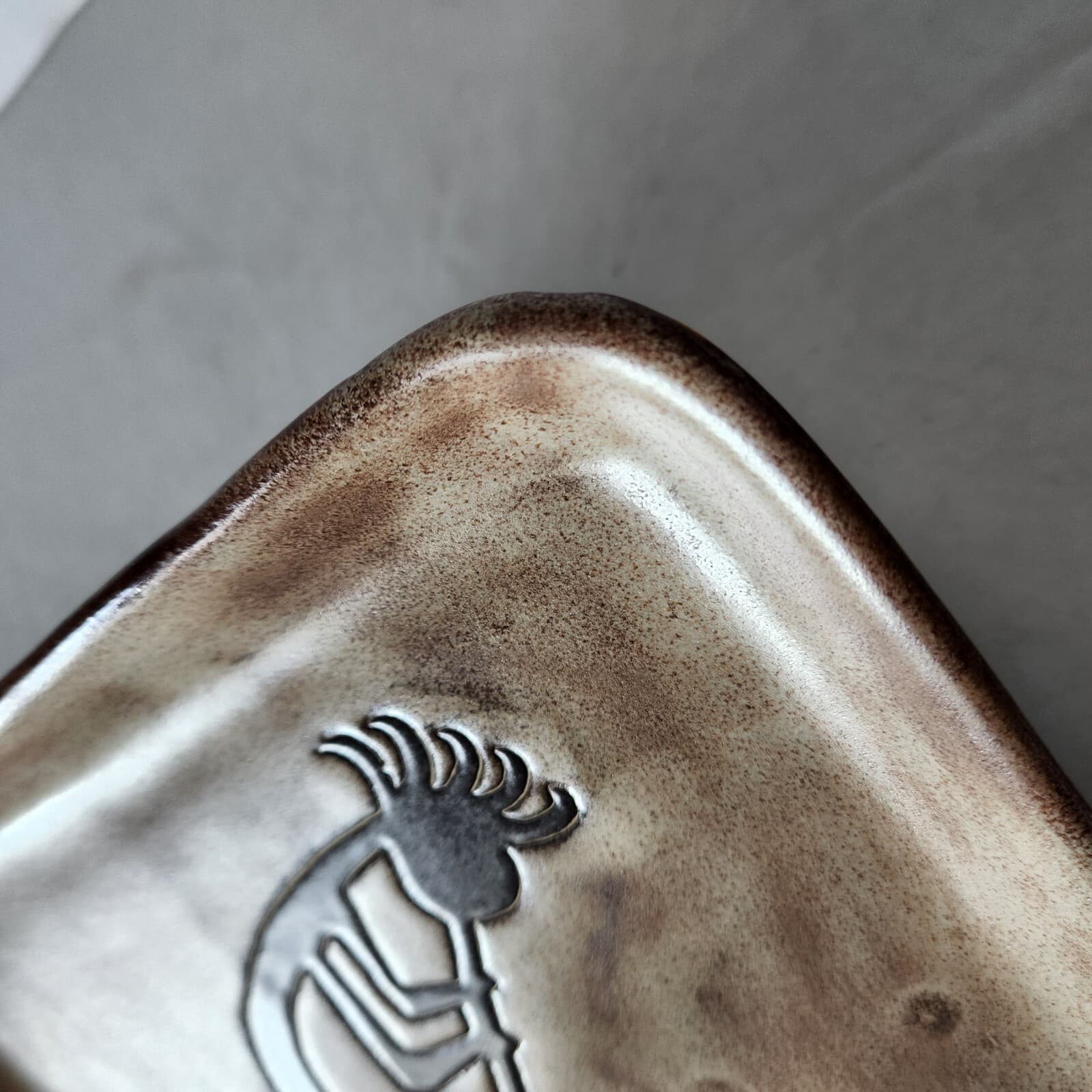 Design by Mara Mexico Pottery Stoneware Kokopelli Musician 9" Square Salad Plate - Thumbnail 2
