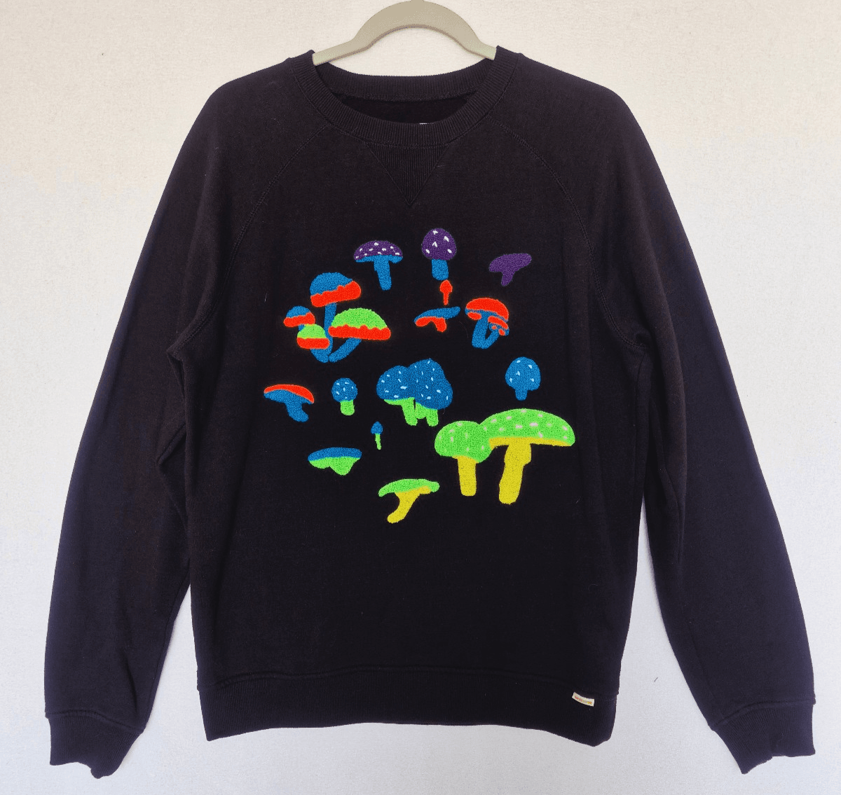 AMBSN x Modest Mouse Mushroom Embroidered Crewneck Sweatshirt Black Men's M - Thumbnail 4