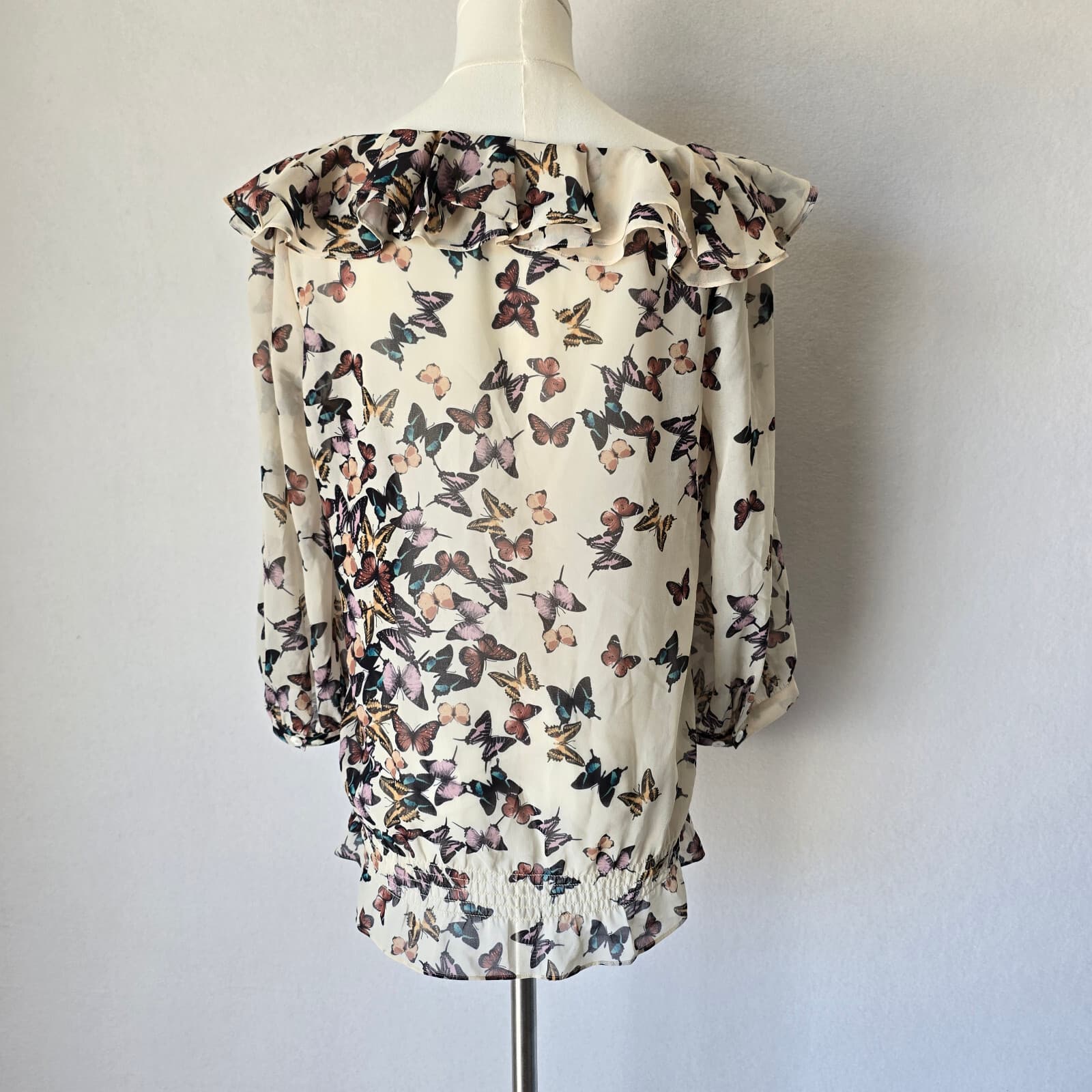 Ted Baker London Butterfly Printed Ruffle Sheer Chiffon Blouse Cream Sz.3 (8) - Thumbnail 6