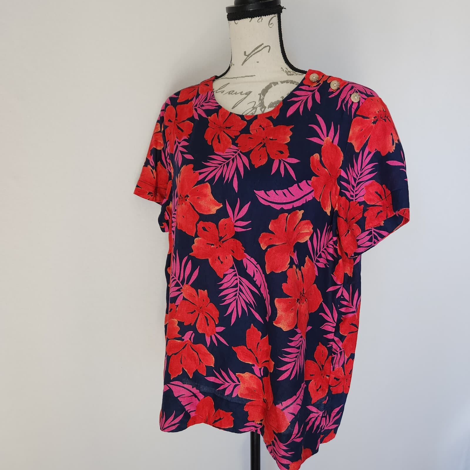 EUC Lands' End 100% Linen Floral Summer Blouse Short Sleeve Pink Blue Women's L - Thumbnail 2