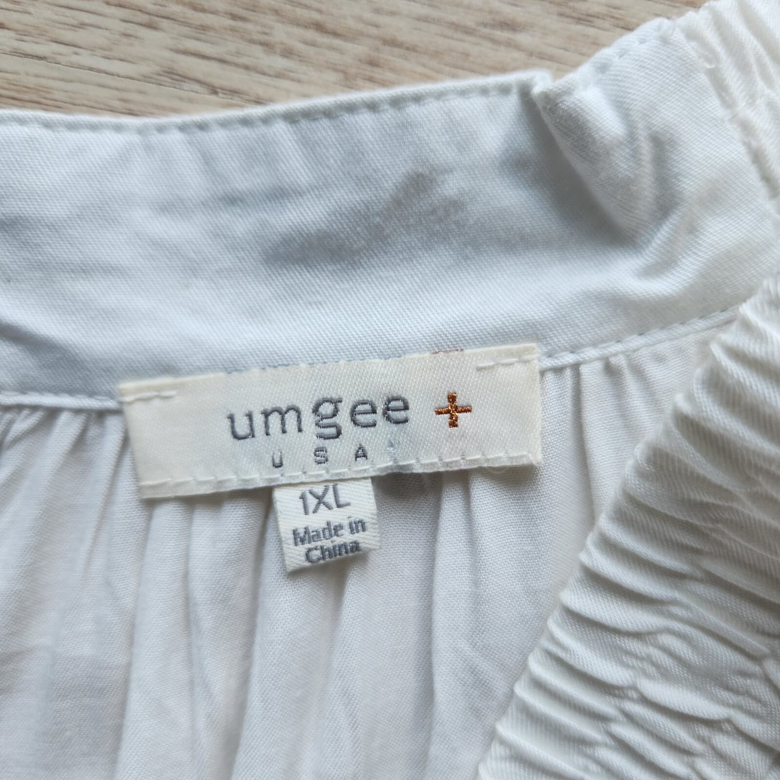 Umgee Floral Embroidered Off Shoulder Blouse Ruffle Hem 3/4 Sleeve White Sz.1XL - Thumbnail 7